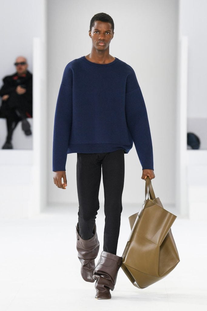 Loewe Fall 2023 Men's Fashion Show photo