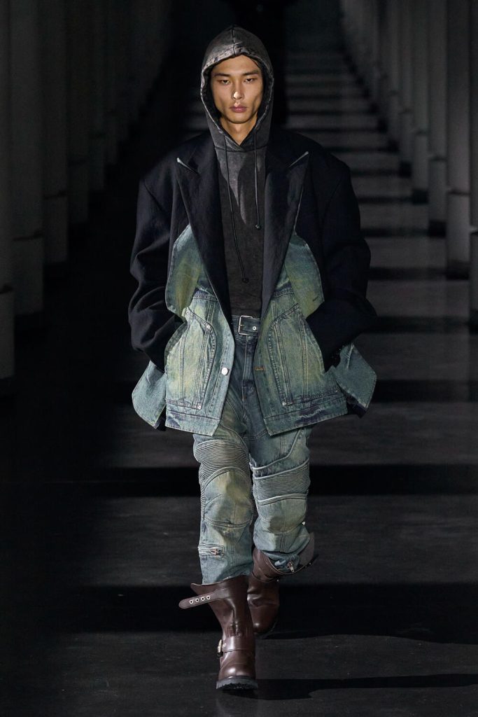 Juun J. Fall 202 men's fashion show photo