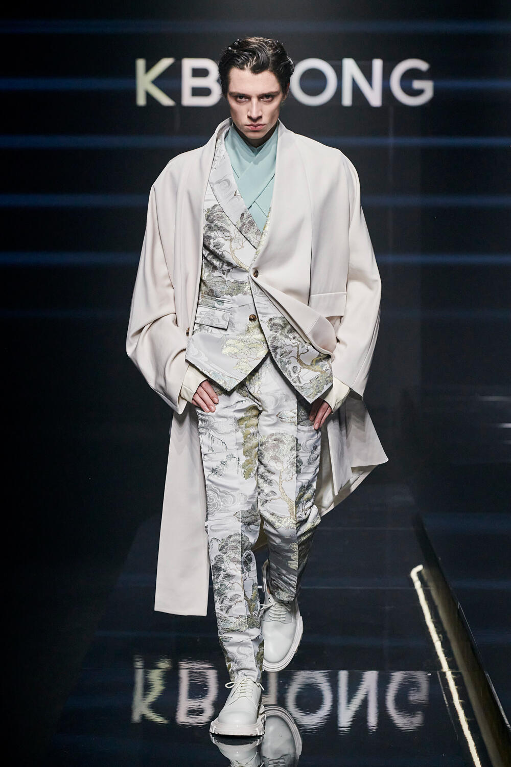 Kb Hong  Fall 2023 Men’s Fashion Show