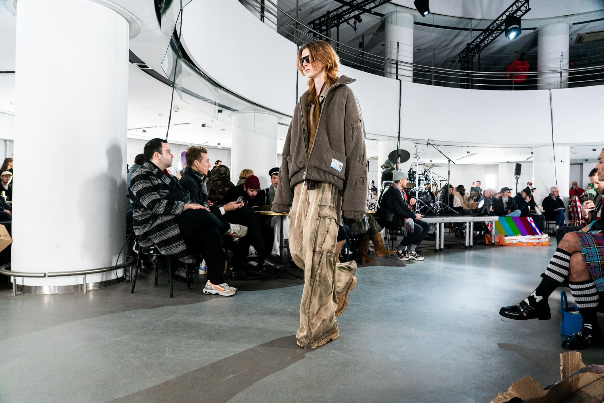 Maison Mihara Yasuhiro  Fall 2023 Men’s Fashion Show Atmosphere