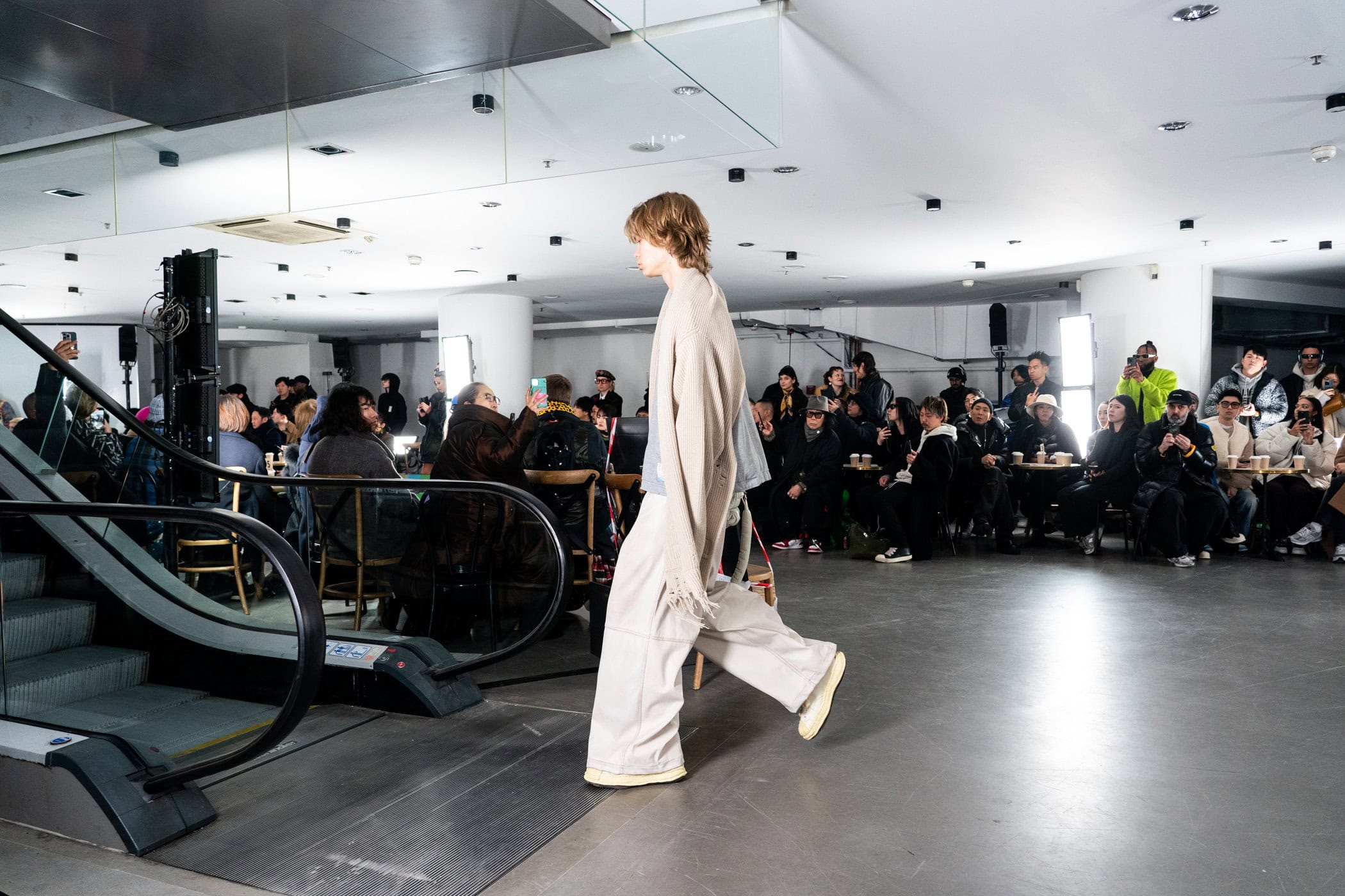 Maison Mihara Yasuhiro  Fall 2023 Men’s Fashion Show Atmosphere