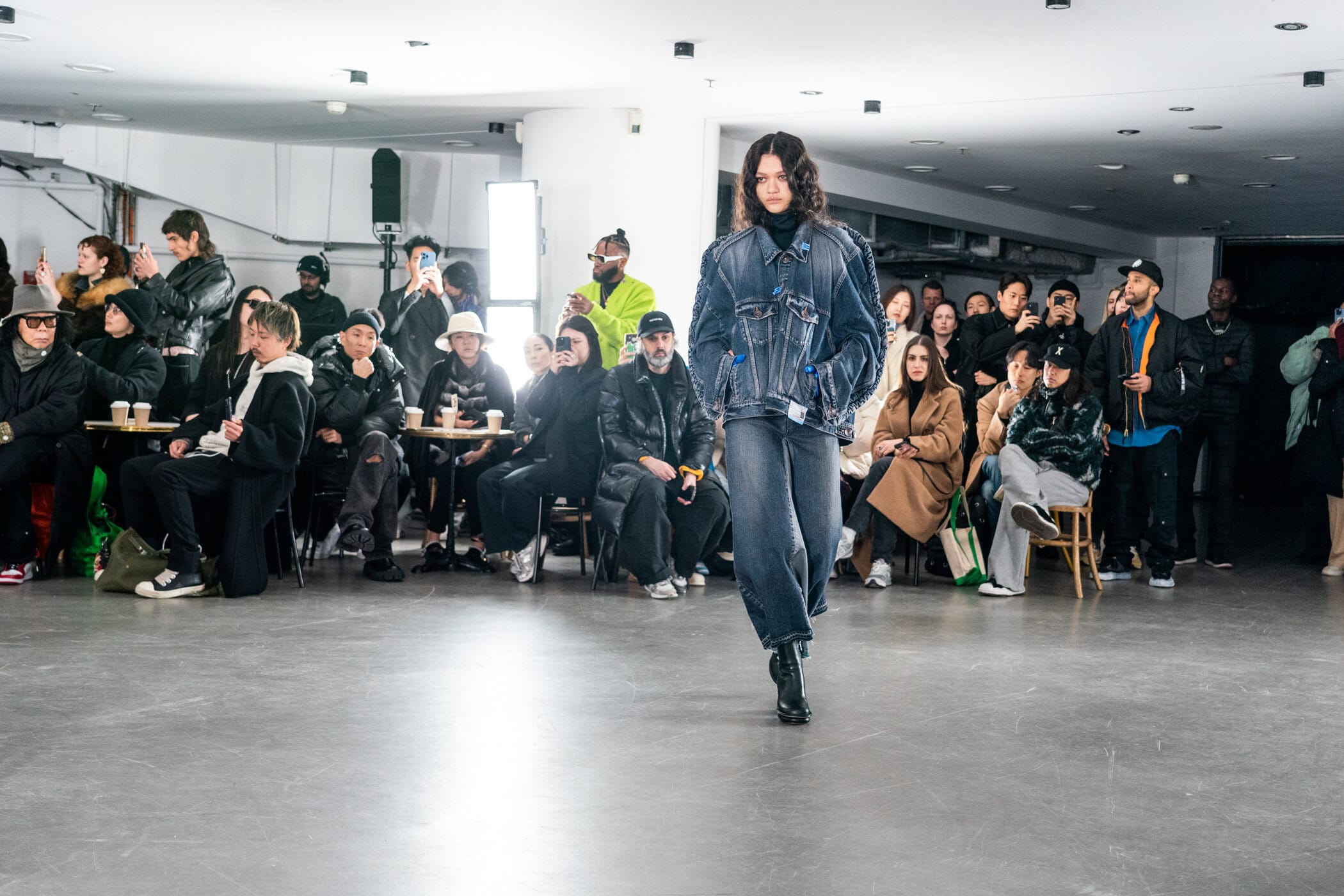 Maison Mihara Yasuhiro  Fall 2023 Men’s Fashion Show Atmosphere