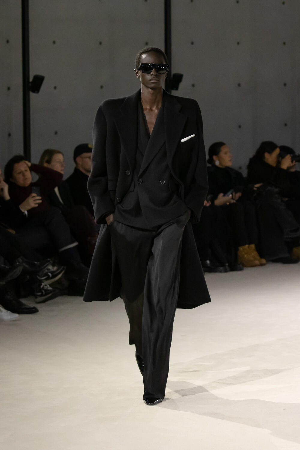 Saint Laurent Fall 2023 Men’s Fashion Show | The Impression
