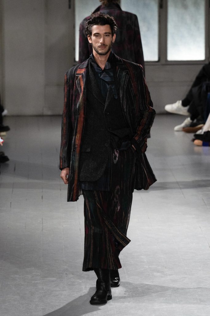 Yohji Yamamoto Fall 2023 Men’s Fashion Show | The Impression