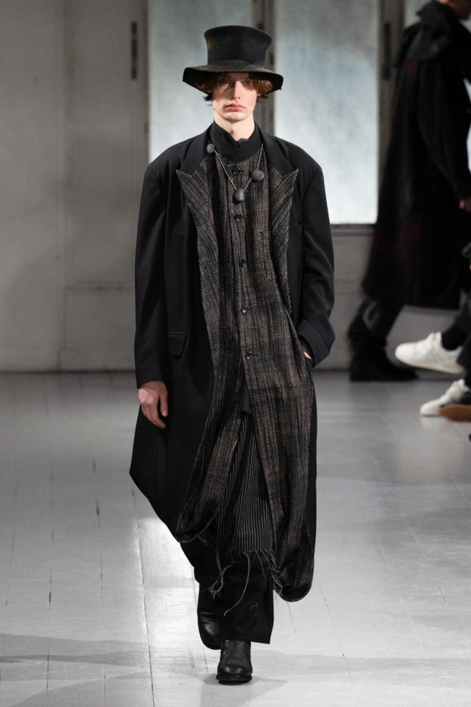 Yohji Yamamoto  Fall 2023 Men’s Fashion Show