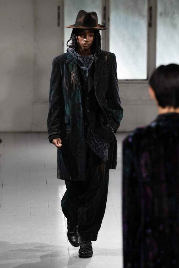 Yohji Yamamoto  Fall 2023 Men’s Fashion Show