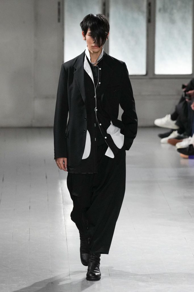 Yohji Yamamoto  Fall 2023 Men’s Fashion Show