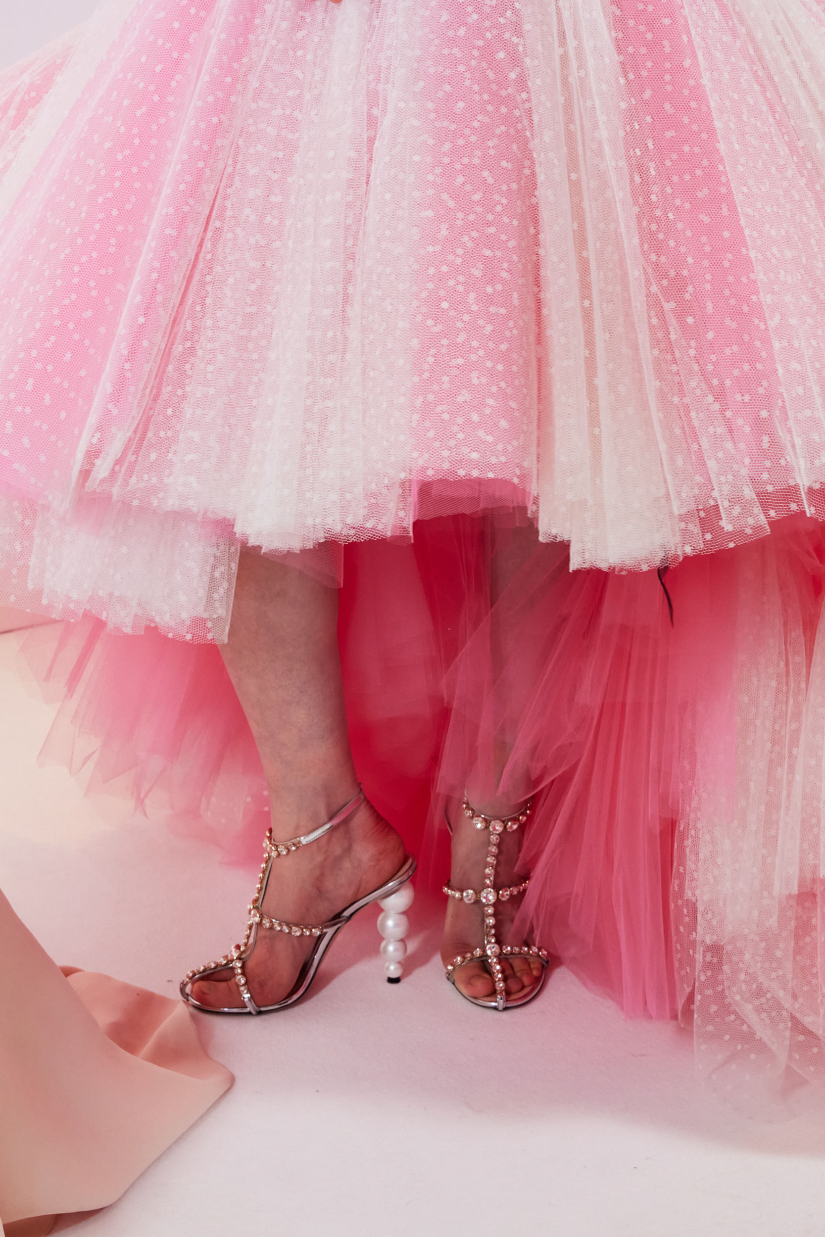 Giambattista Valli Spring 2023 Couture Fashion Show Backstage