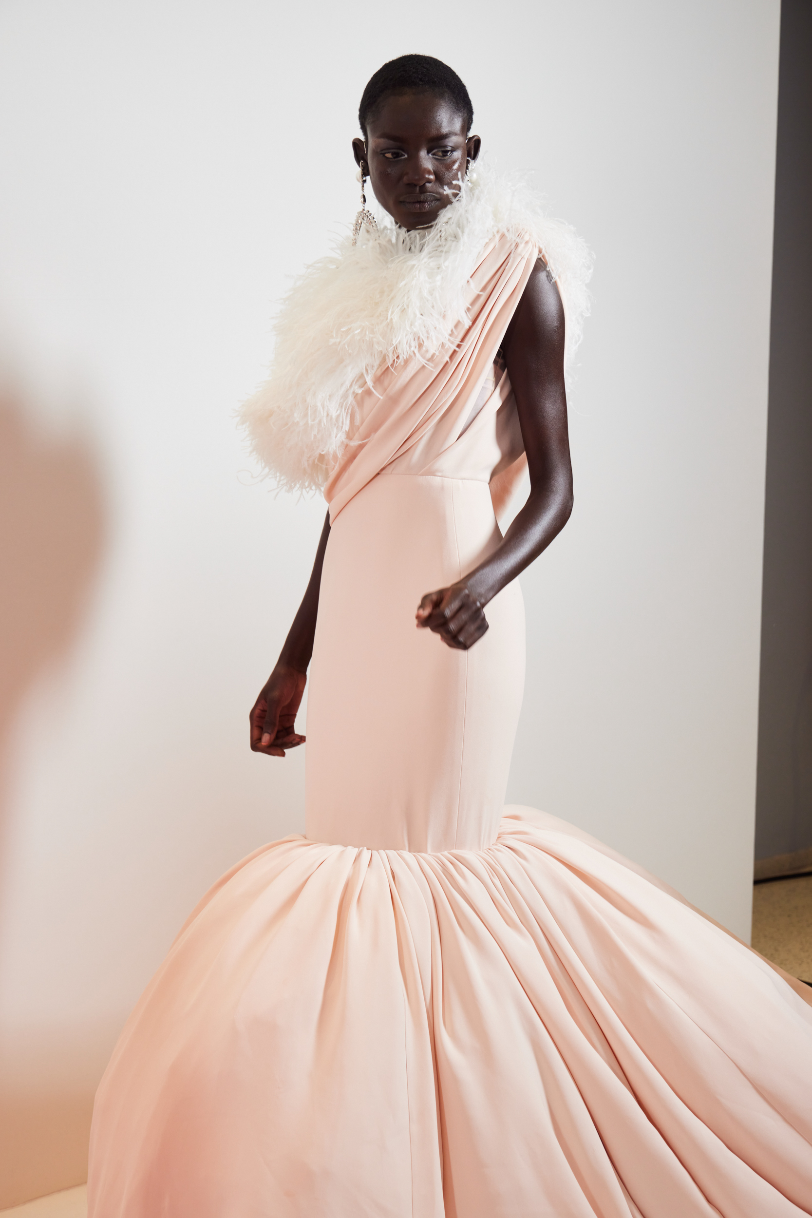 Giambattista Valli Spring 2023 Couture Fashion Show Backstage