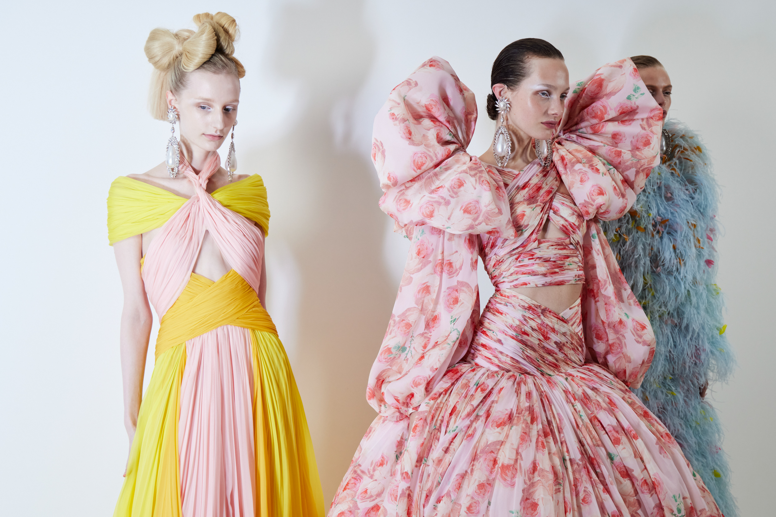 Giambattista Valli Spring 2023 Couture Fashion Show Backstage