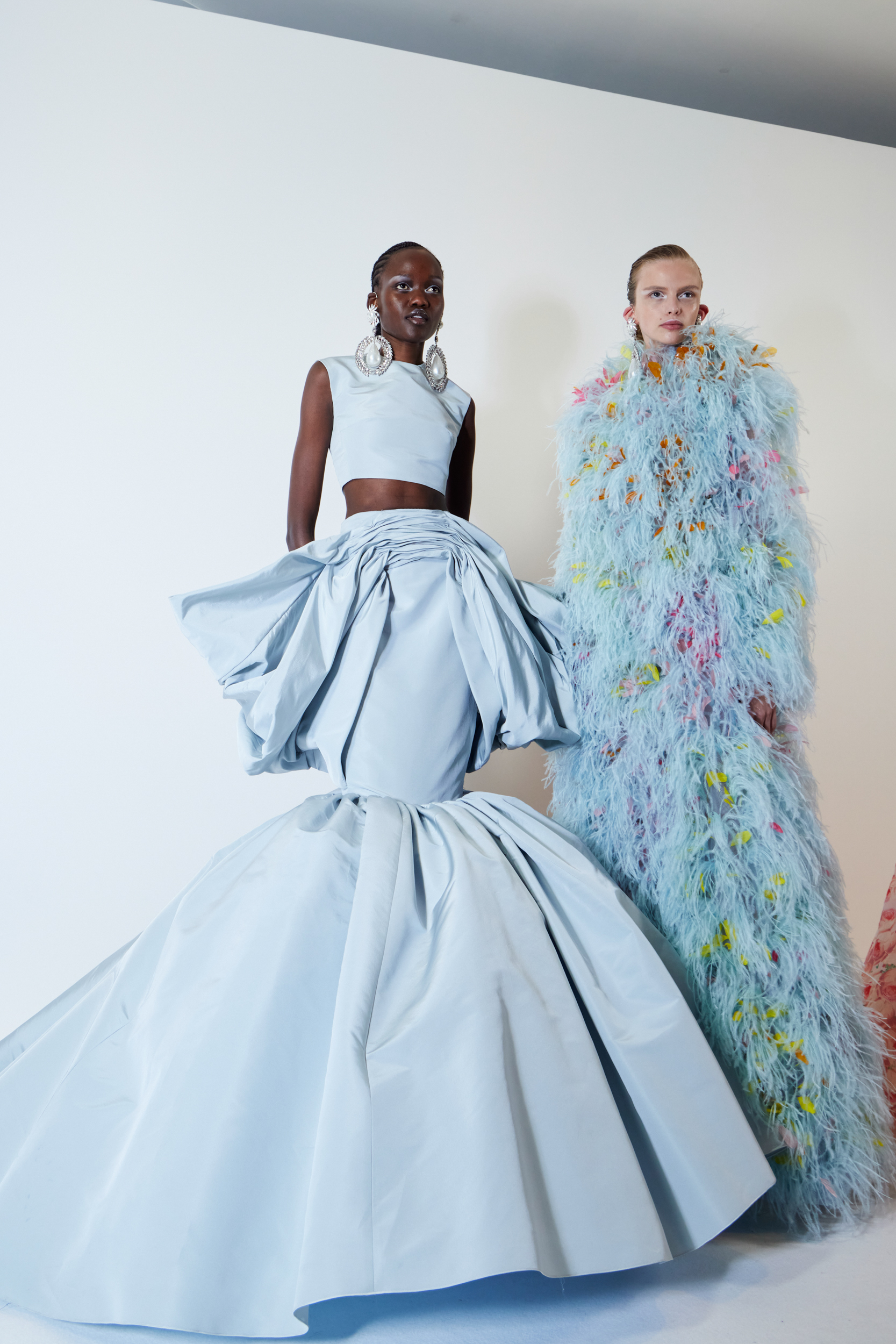 Giambattista Valli Spring 2023 Couture Fashion Show Backstage