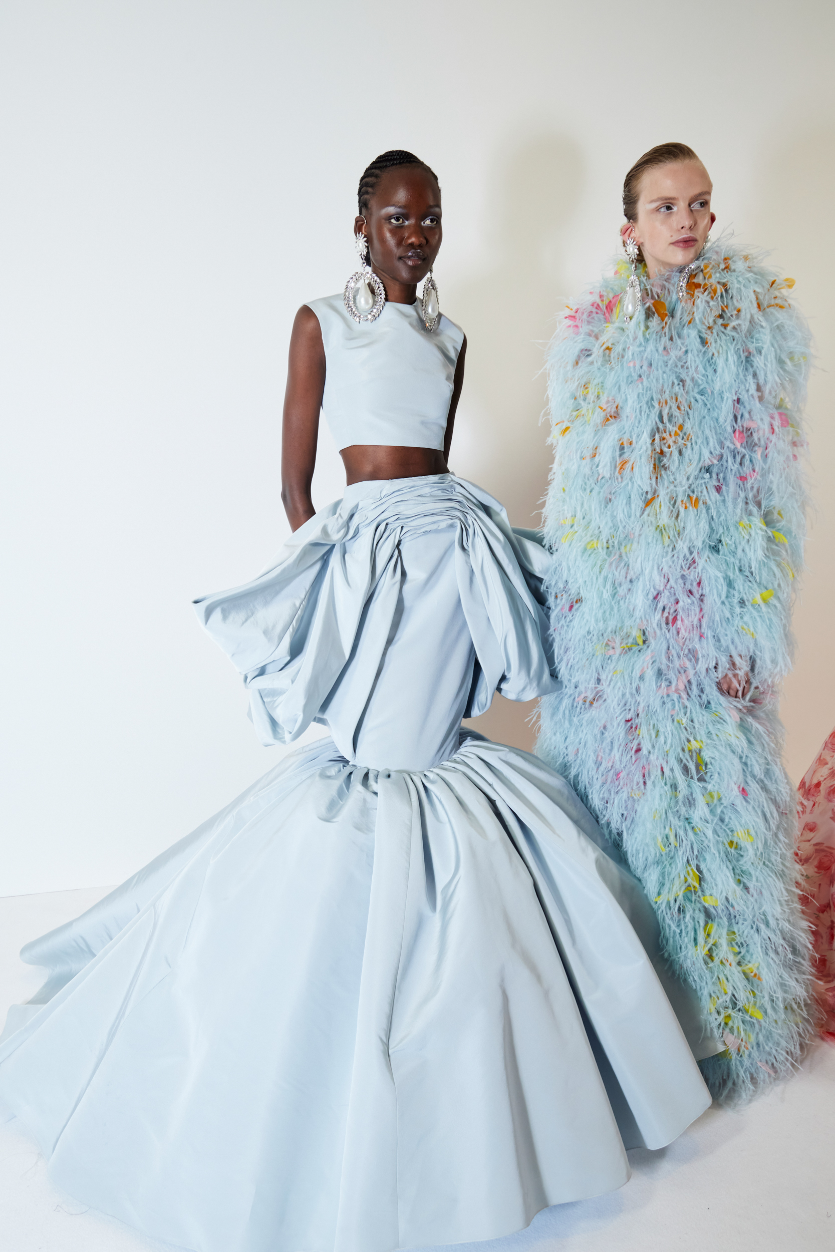 Giambattista Valli Spring 2023 Couture Fashion Show Backstage