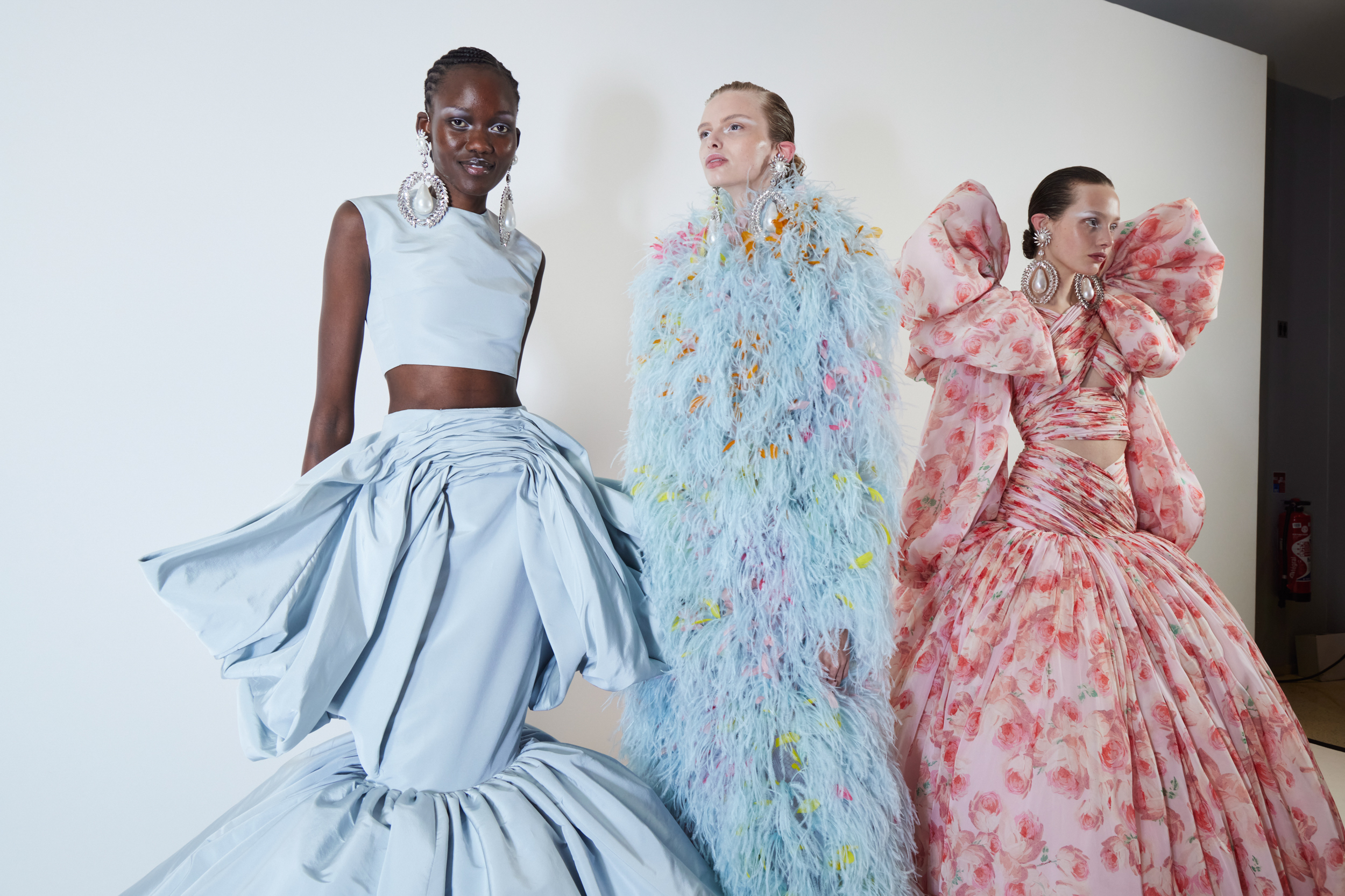 Giambattista Valli Spring 2023 Couture Fashion Show Backstage