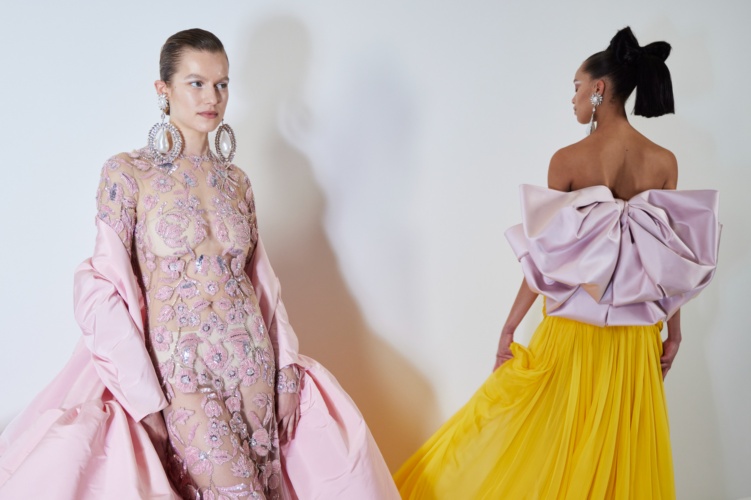 Giambattista Valli Spring 2023 Couture Fashion Show Backstage | The ...