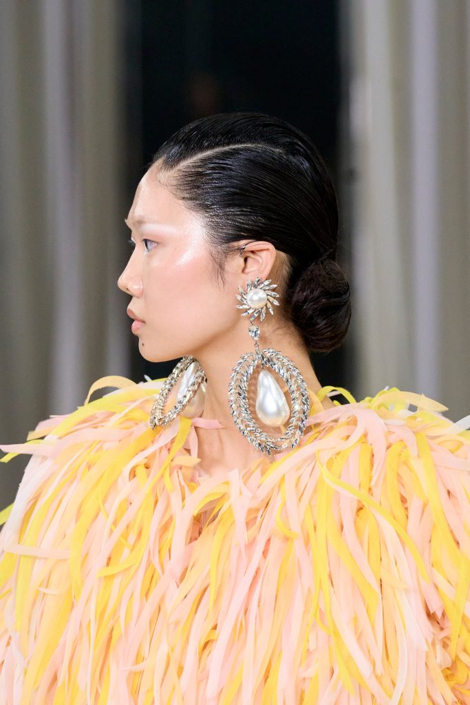 Giambattista Valli Spring 2023 Couture Fashion Show Details