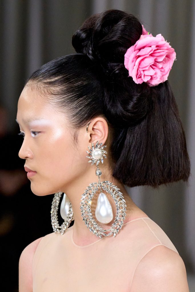 Giambattista Valli Spring 2023 Couture Fashion Show Details