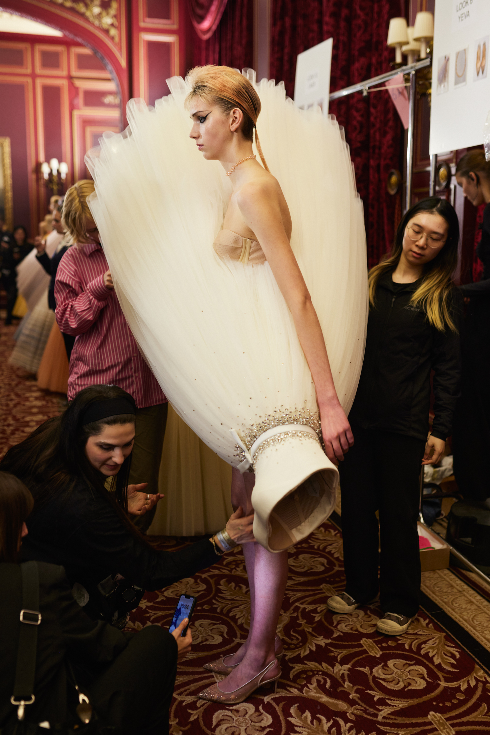 Viktor & Rolf Spring 2023 Couture Fashion Show Backstage