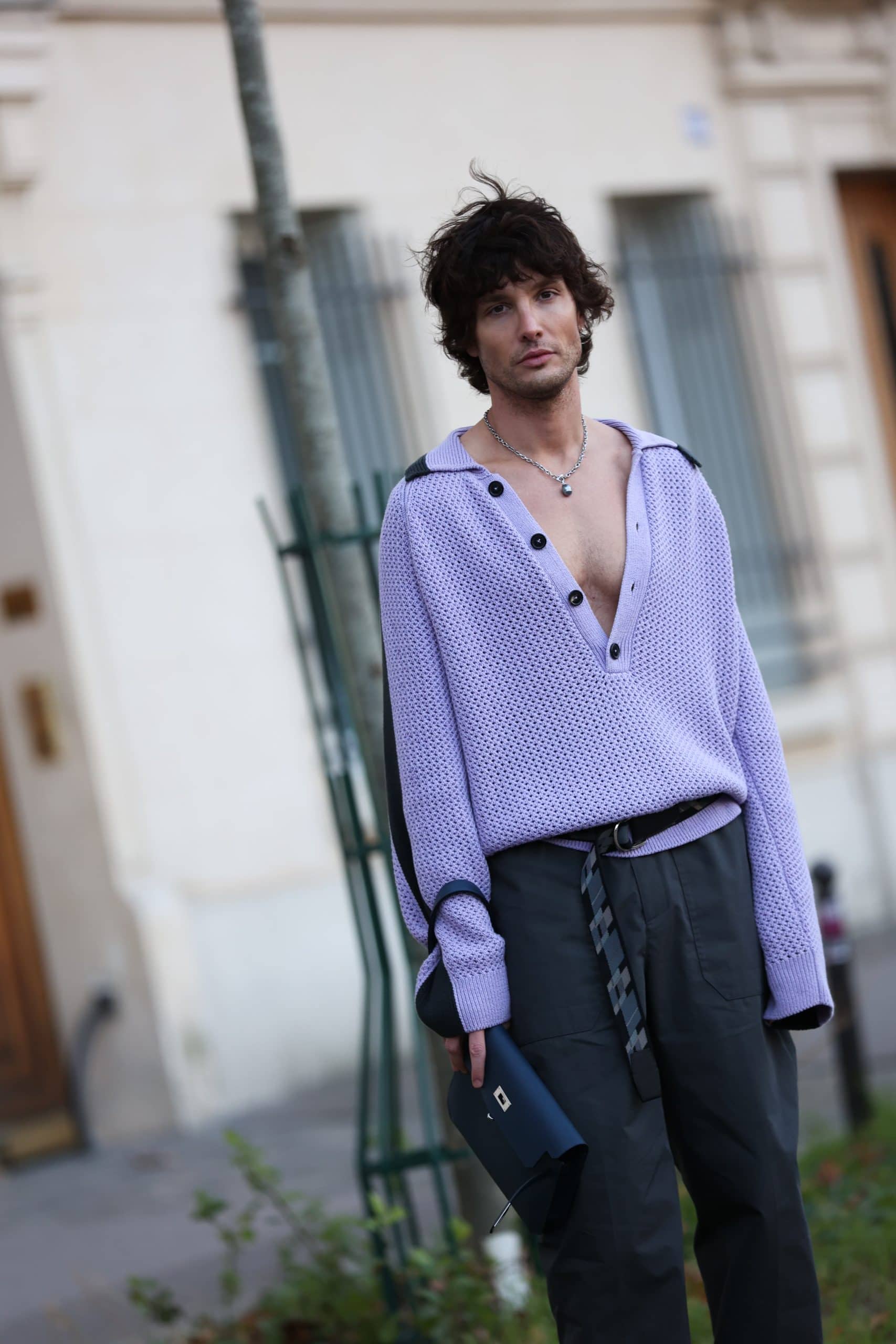 Street Style at Paris Couture Fall-Winter 2019 Fashion Week - Minimalist Street  Style - Minimal. / Visual.