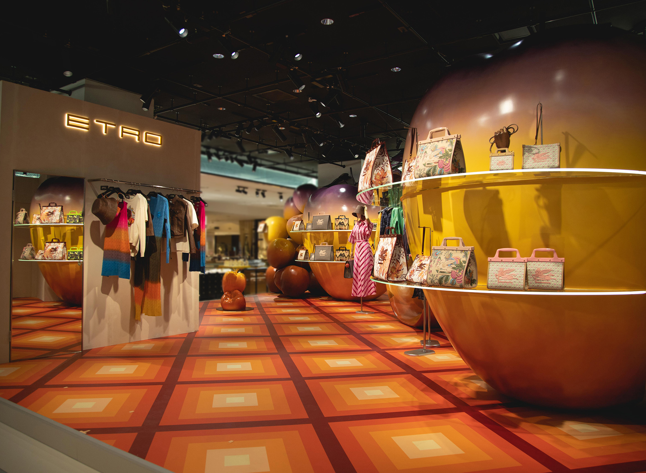 Etro unveils the global project Wonderland of Etropìa