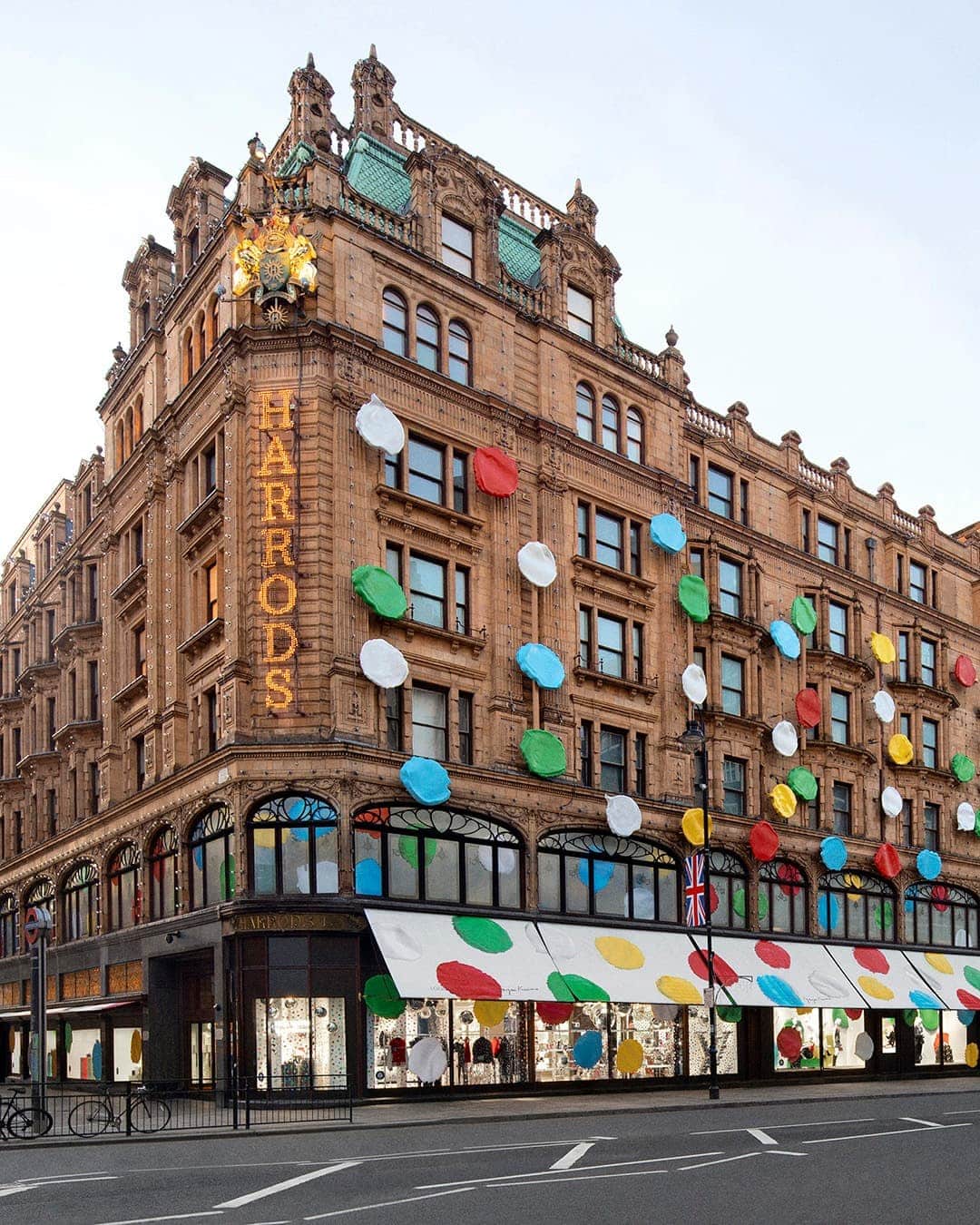 The Yayoi Kusama inspired Louis Vuitton pop-up store in Soho, New