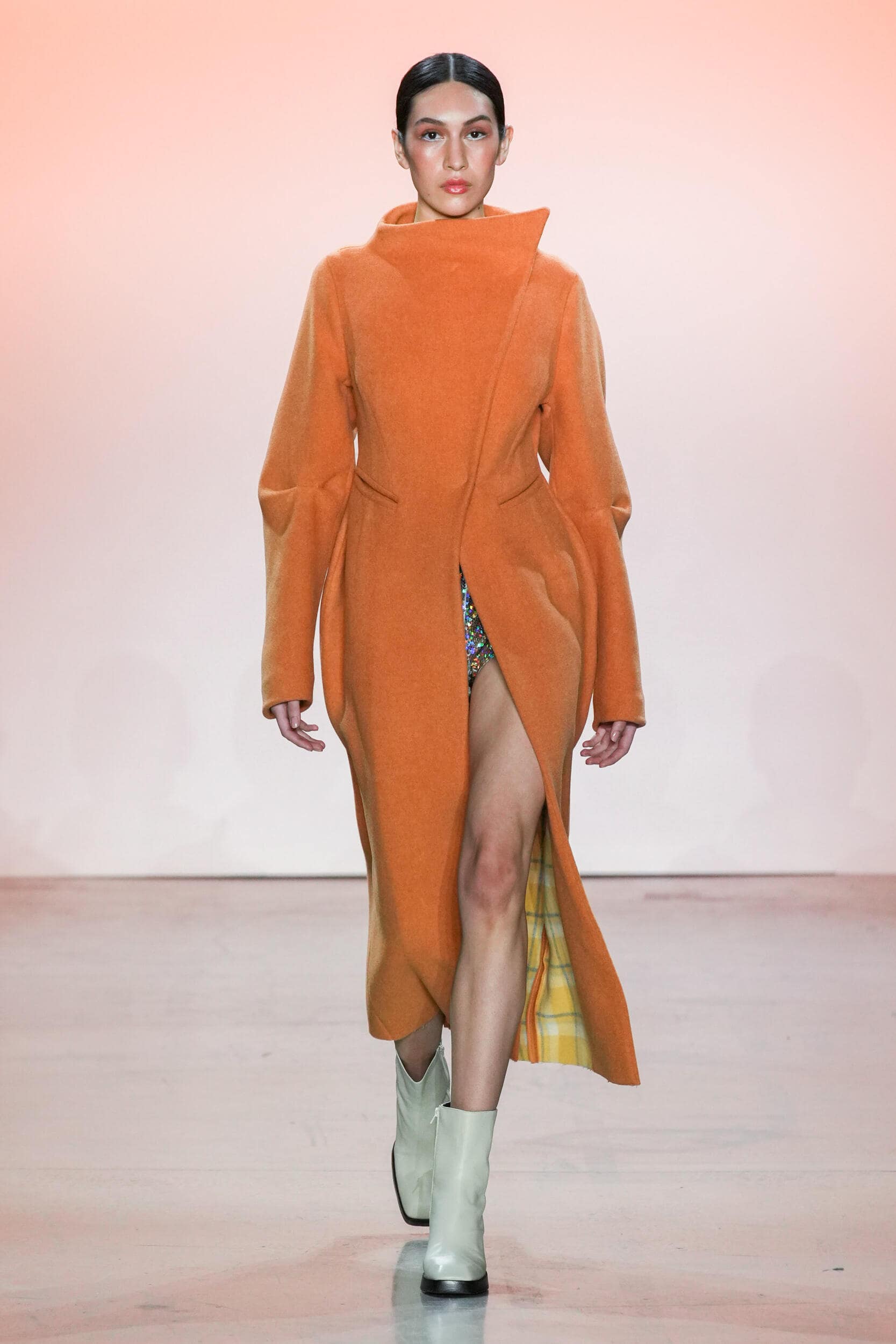 Son Jung Wan Fall 2023 Fashion Show