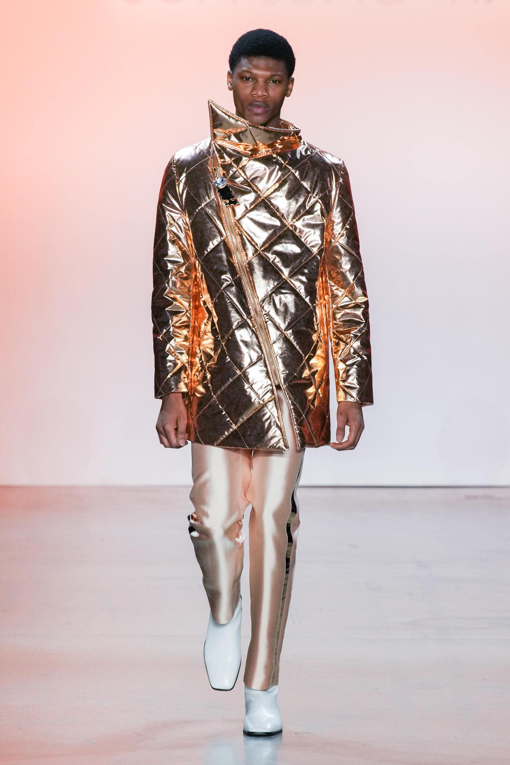 Son Jung Wan Fall 2023 Fashion Show