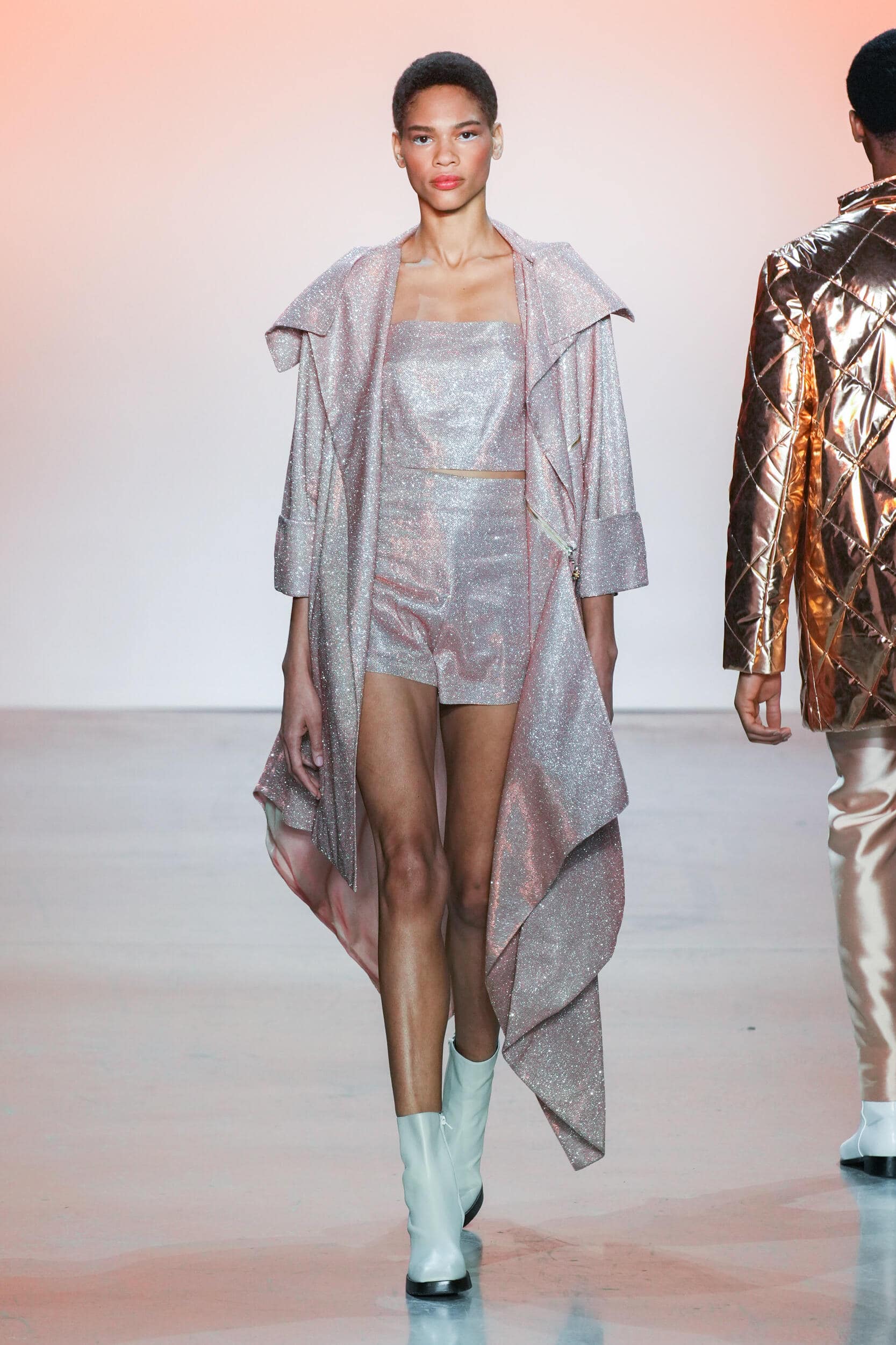 Son Jung Wan Fall 2023 Fashion Show