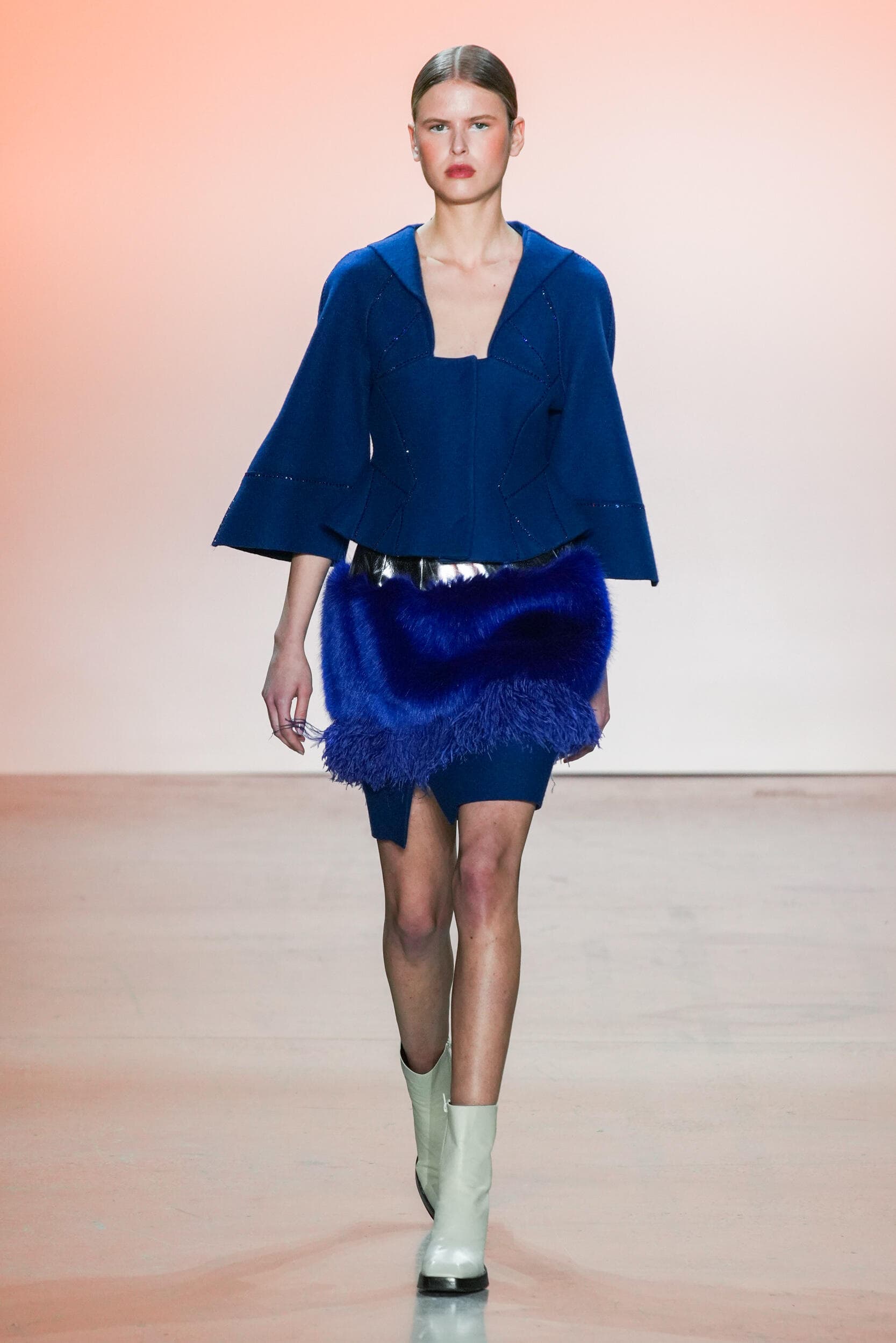 Son Jung Wan Fall 2023 Fashion Show