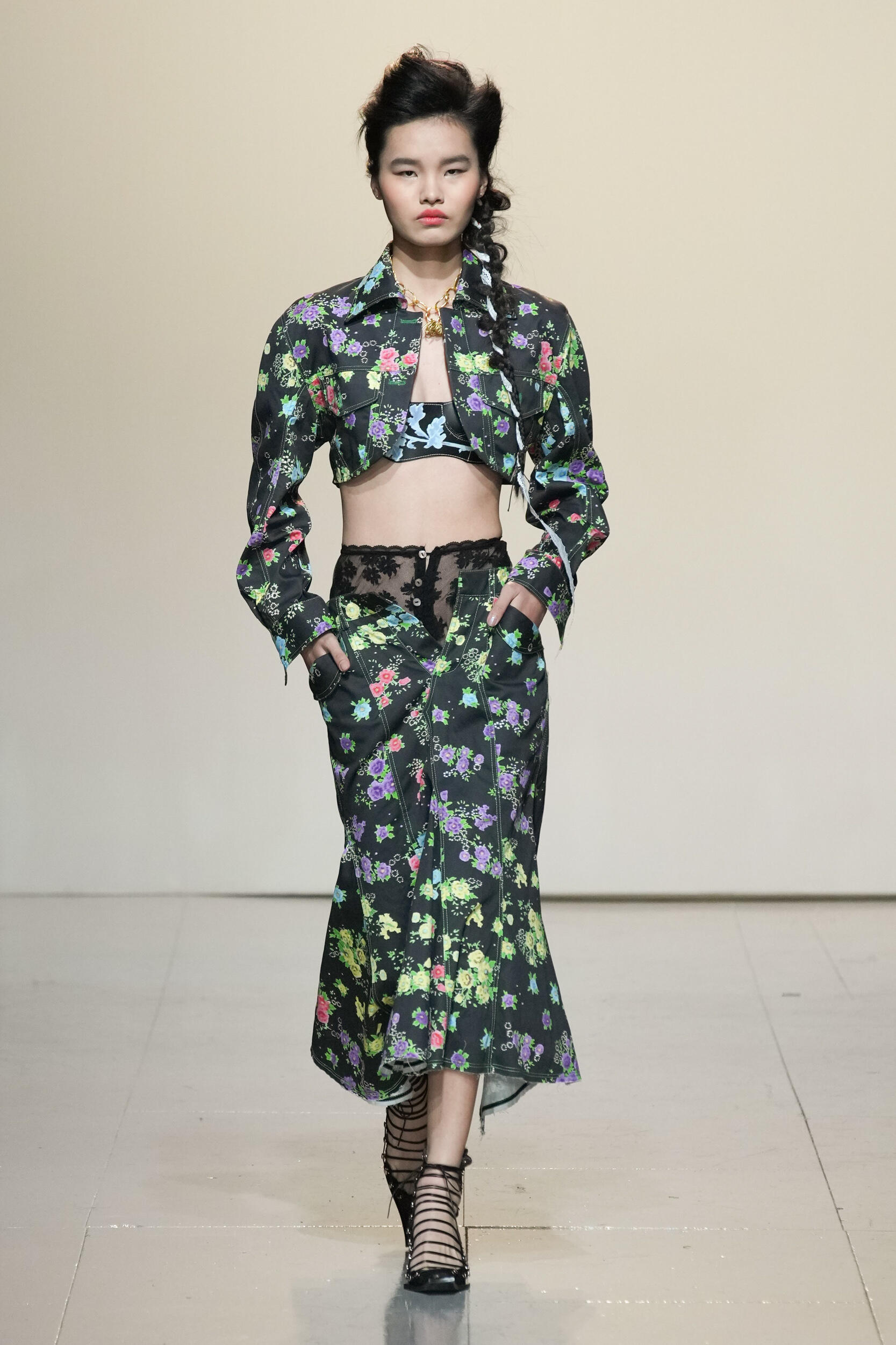 Yuhan Wang Fall 2023 Fashion Show