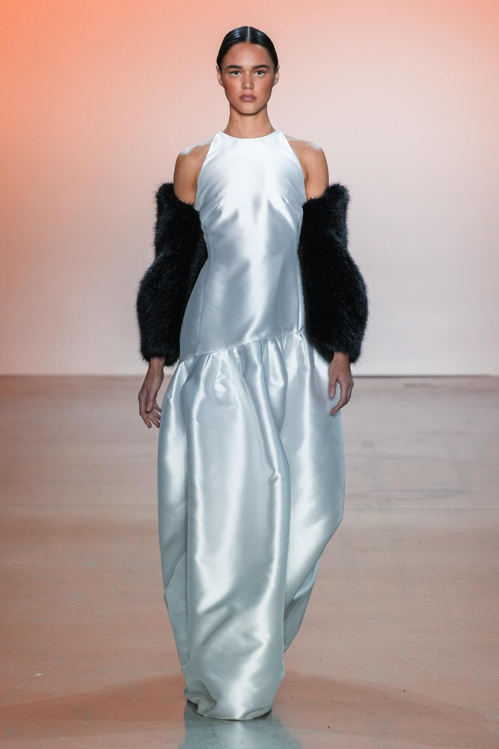 Son Jung Wan Fall 2023 Fashion Show