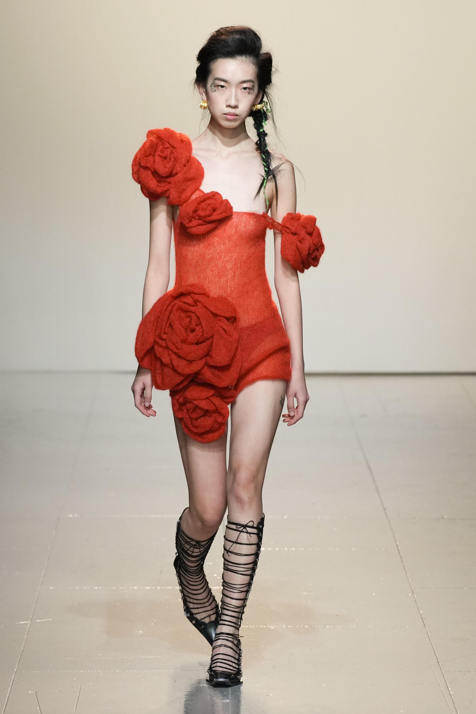 Yuhan Wang Fall 2023 Fashion Show