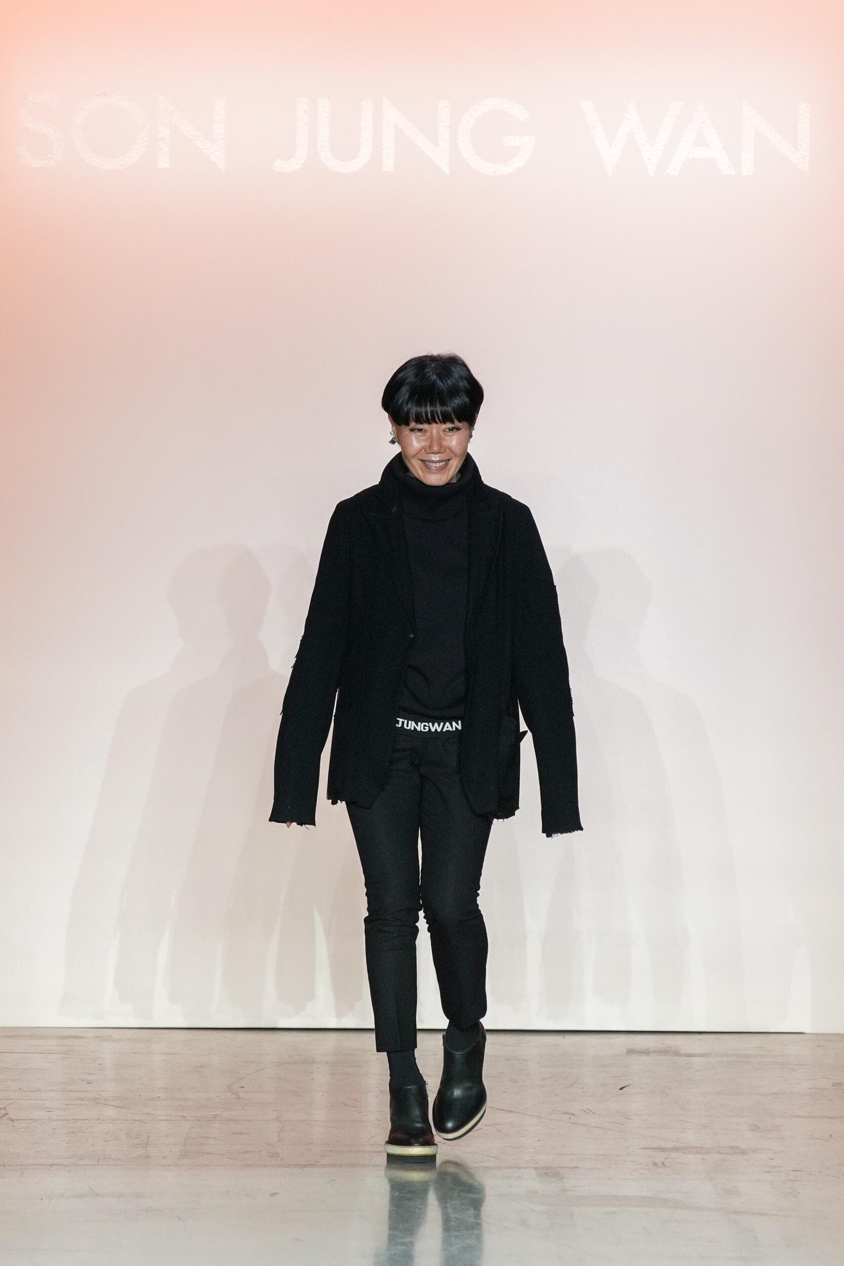 Son Jung Wan Fall 2023 Fashion Show