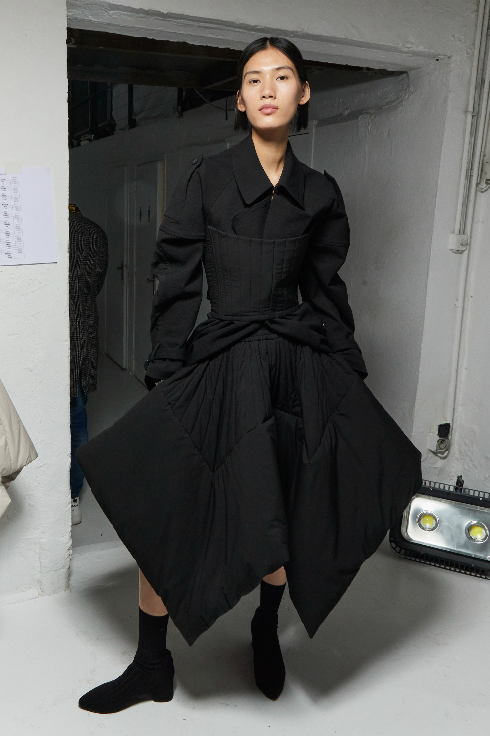 Dawei Studio Fall 2023 Fashion Show Backstage | The Impression