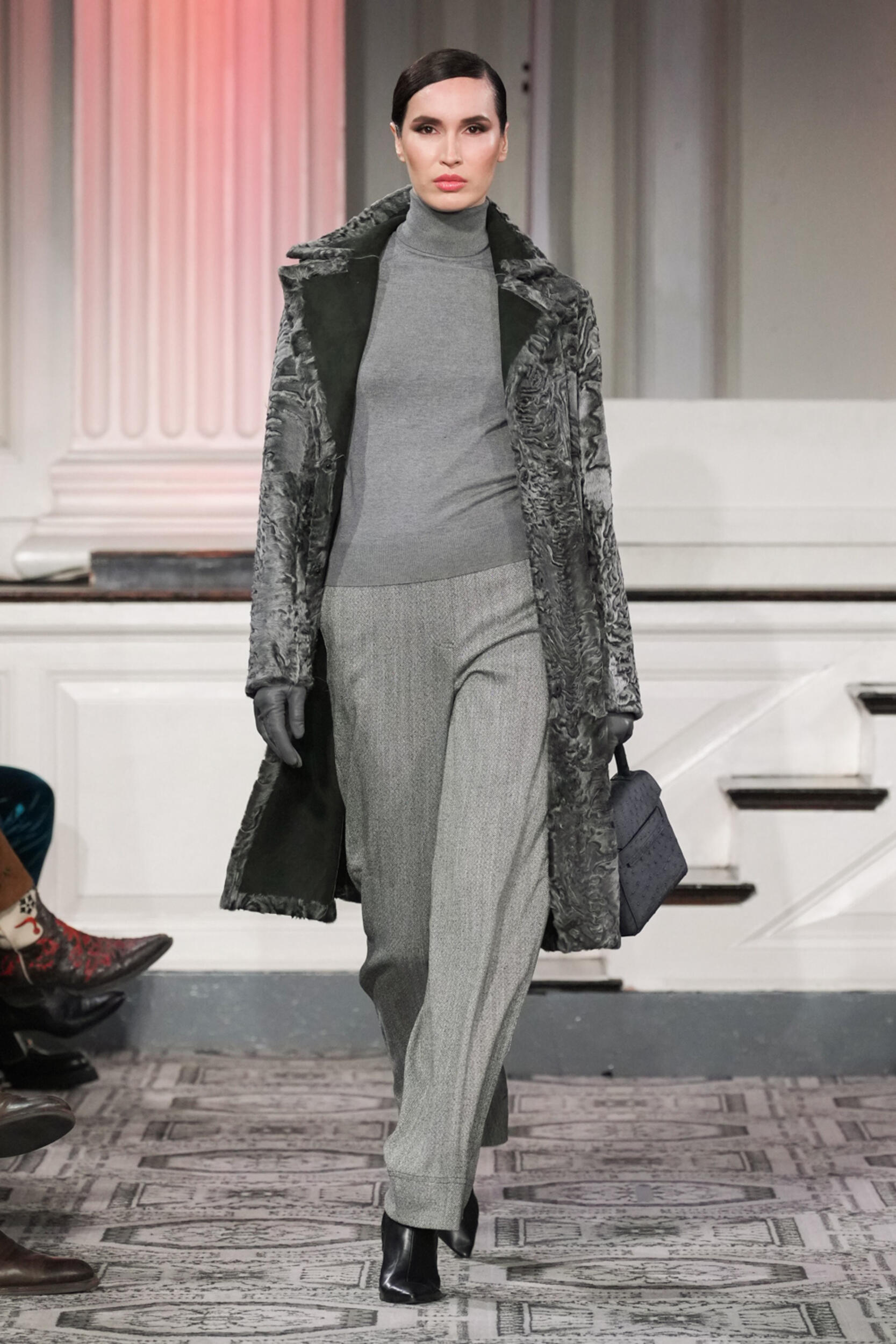 Dennis Basso Fall 2023 Fashion Show