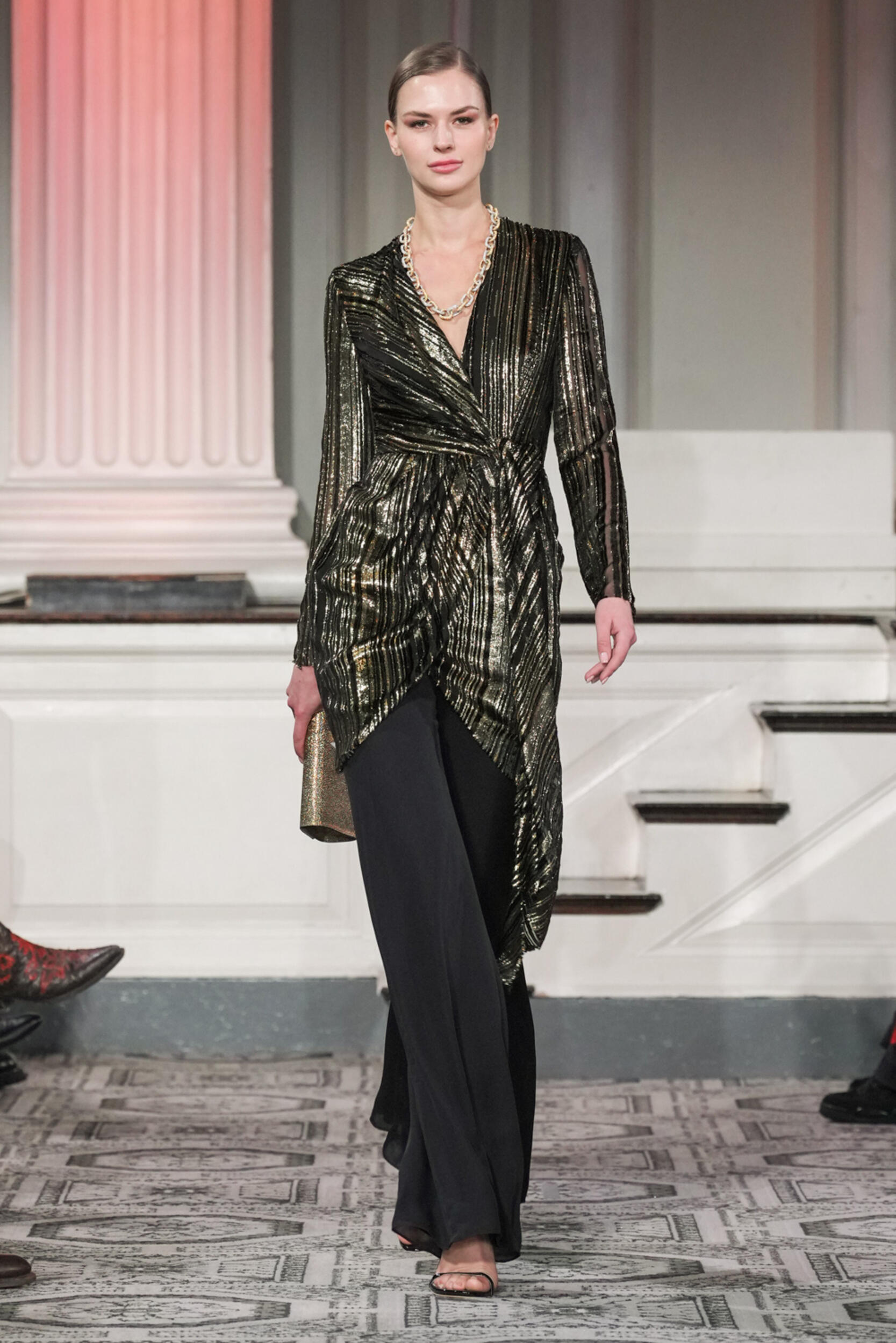 Dennis Basso Fall 2023 Fashion Show