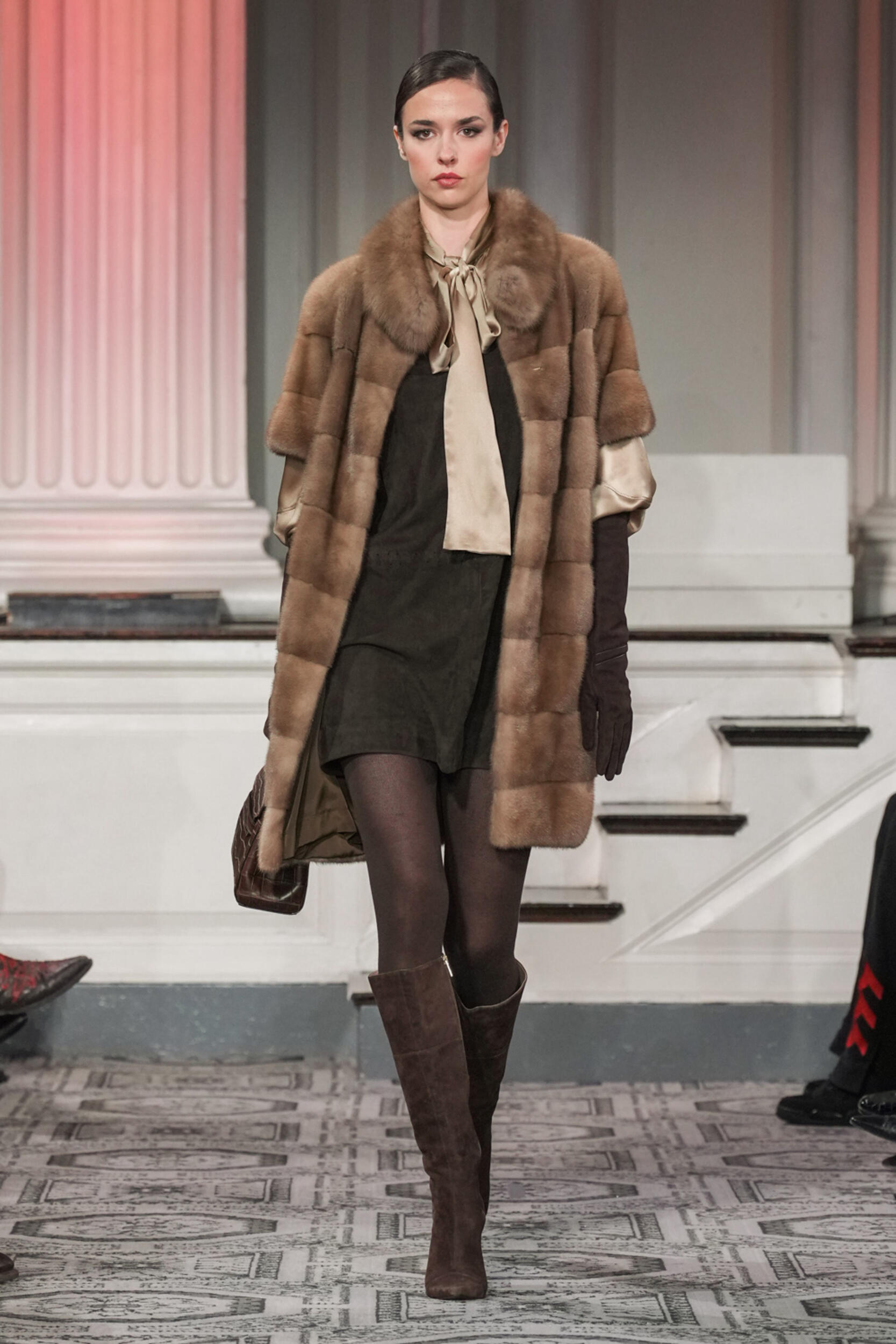 Dennis Basso Fall 2023 Fashion Show