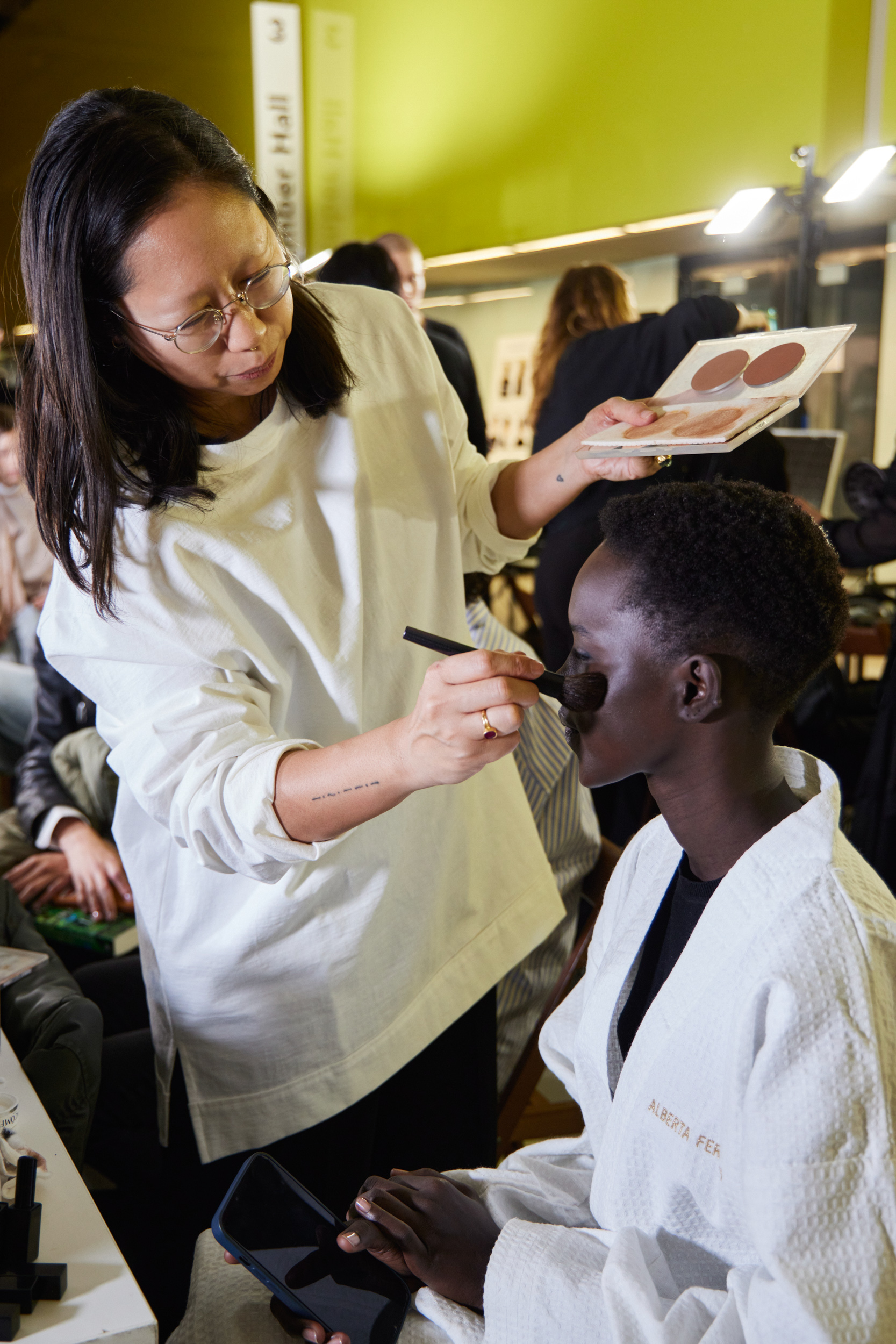 Alberta Ferretti Fall 2023 Fashion Show Backstage