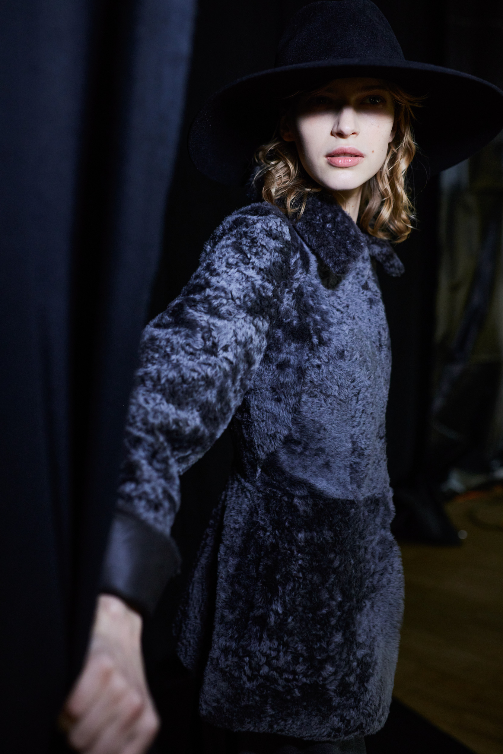 Alberta Ferretti Fall 2023 Fashion Show Backstage