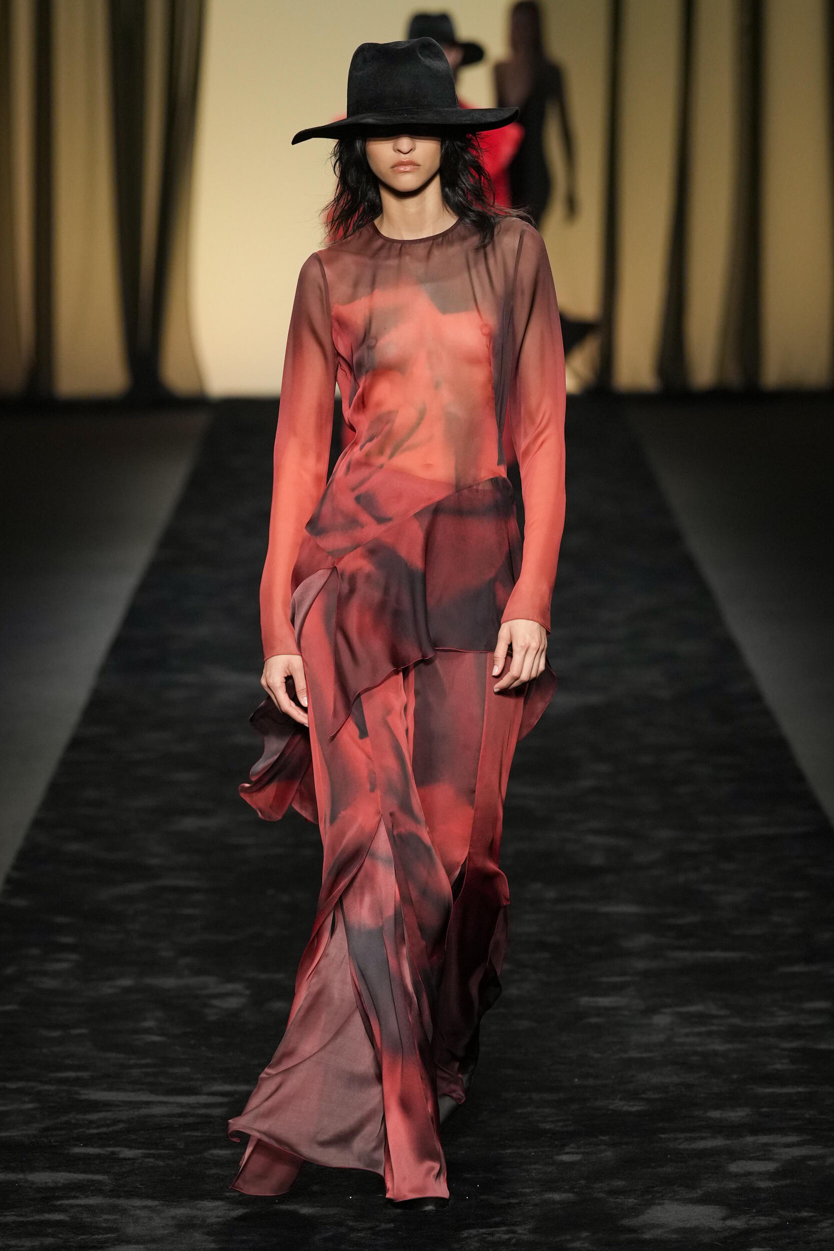 Alberta Ferretti Fall 2023 Fashion Show