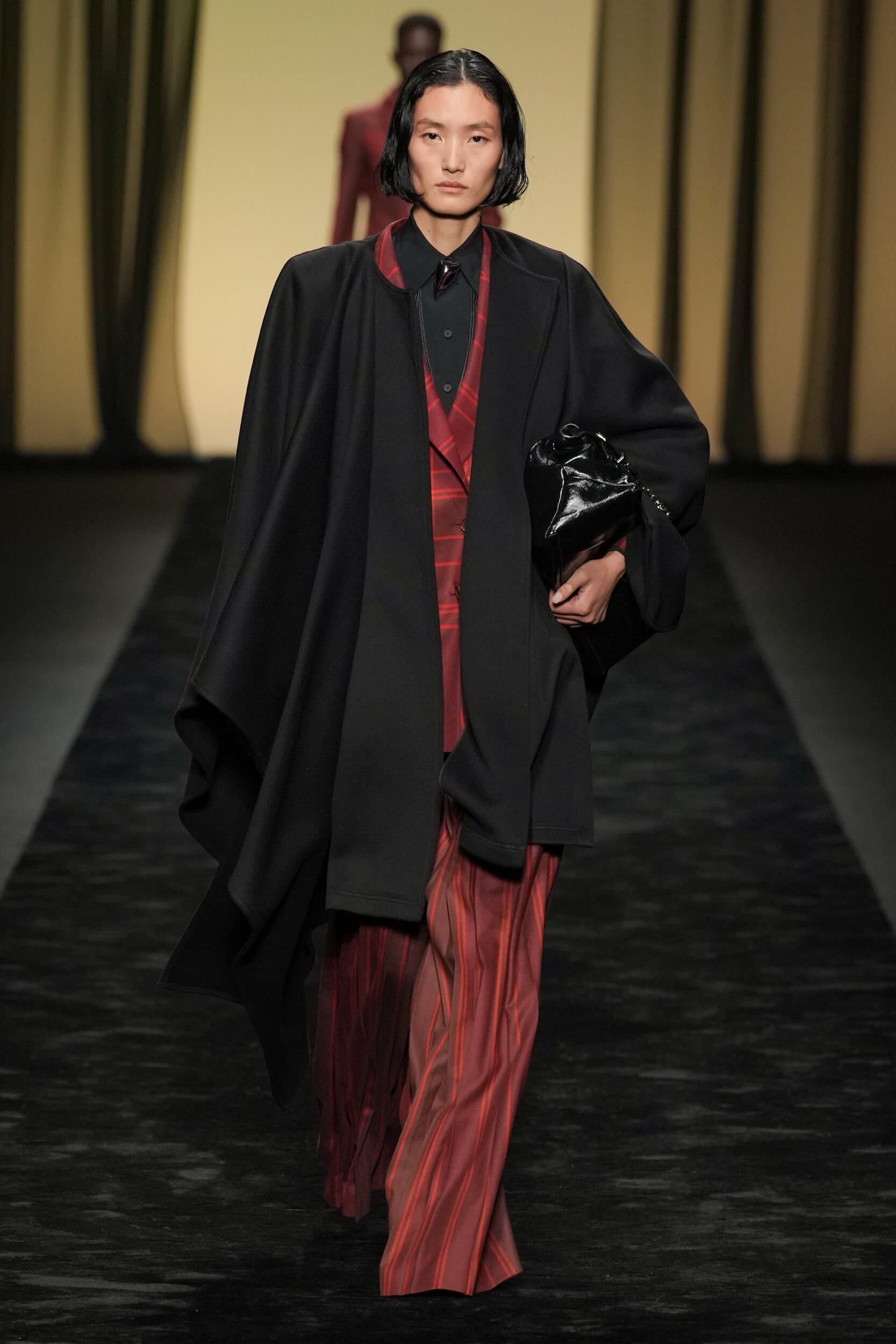 Alberta Ferretti Fall 2023 Fashion Show