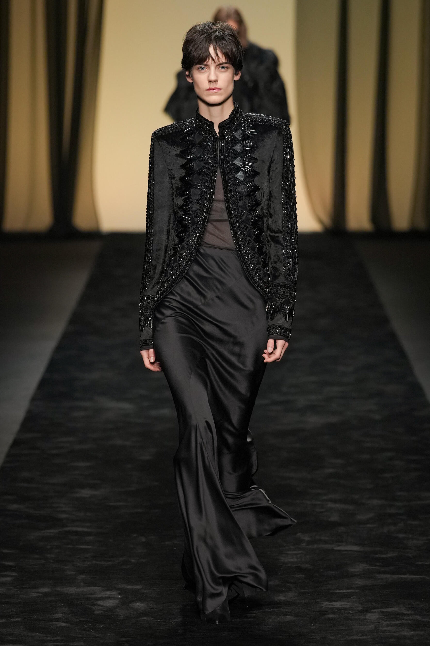 Alberta Ferretti Fall 2023 Fashion Show