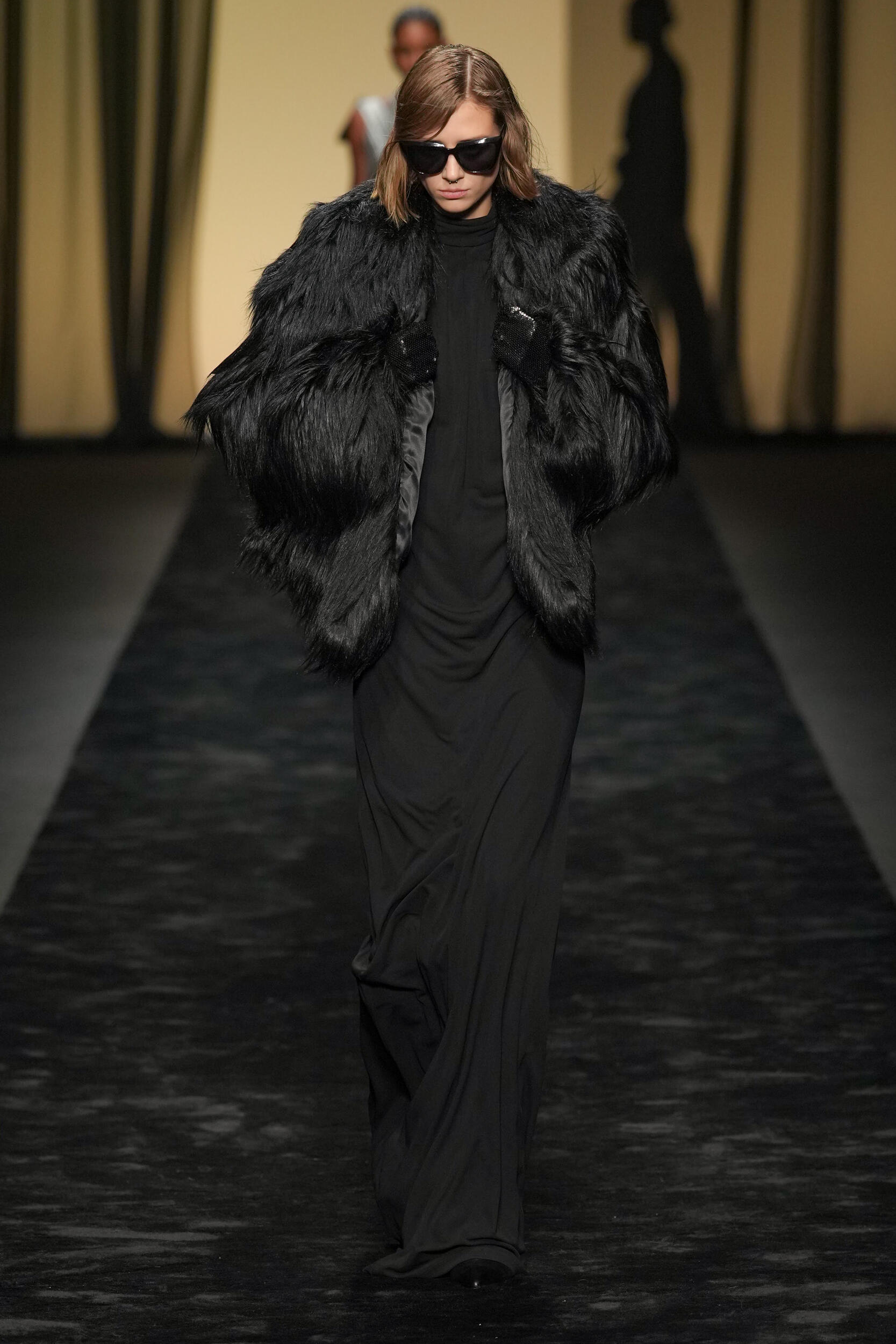 Alberta Ferretti Fall 2023 Fashion Show