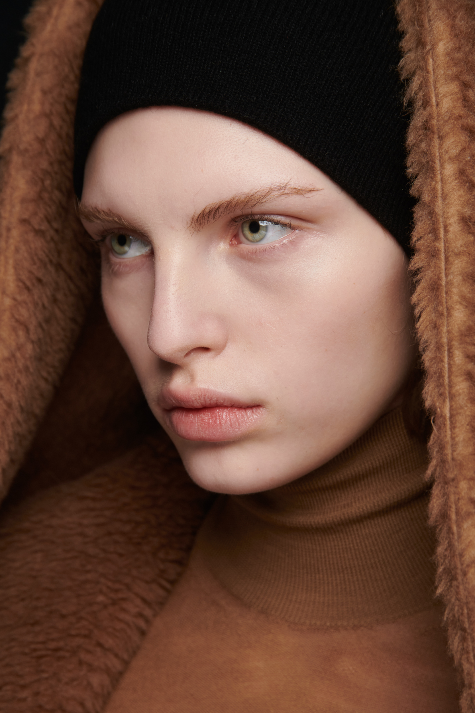 Max Mara Fall 2023 Fashion Show Backstage