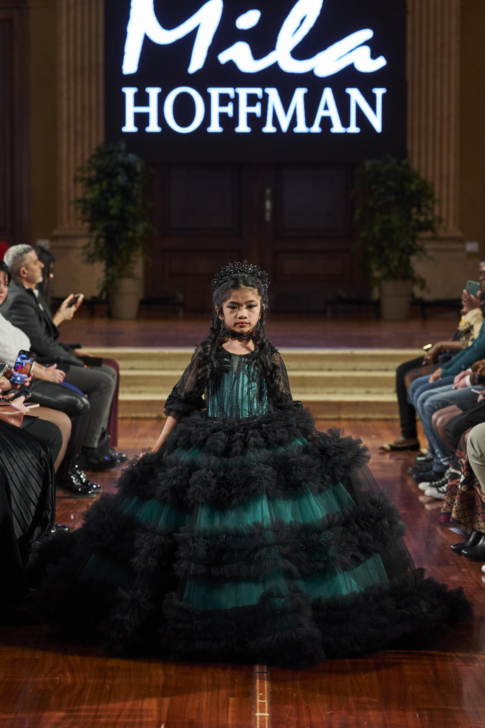 Mila Hoffman Fall 2023 Fashion Show