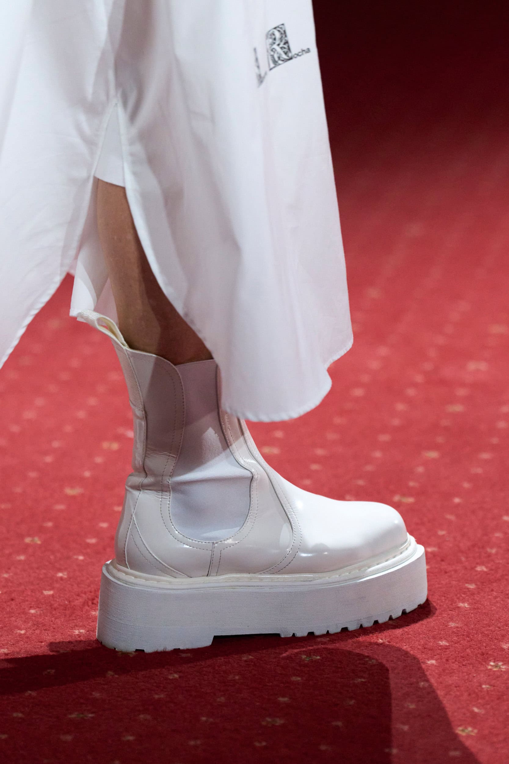 Simone Rocha Fall 2023 Fashion Show Details