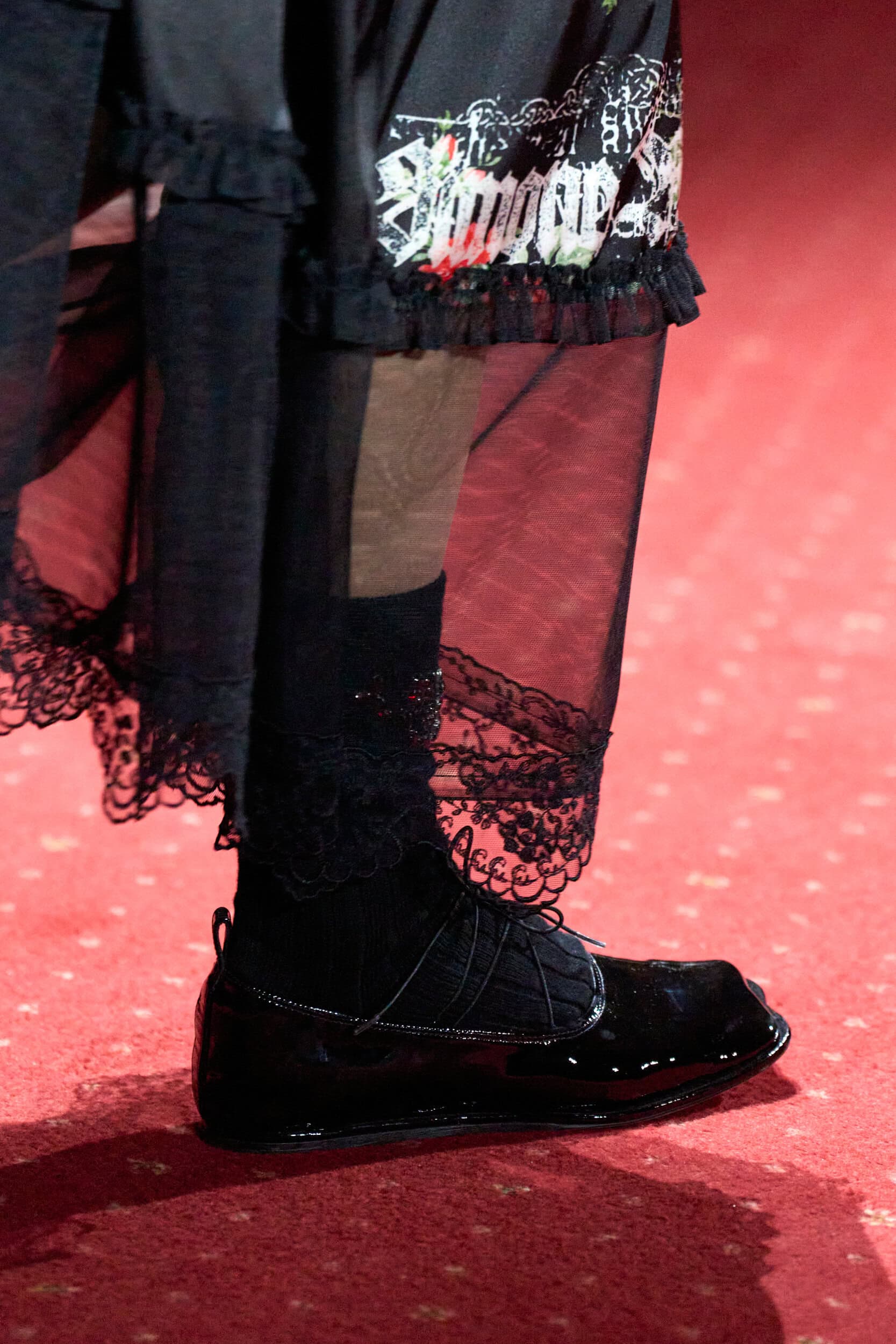Simone Rocha Fall 2023 Fashion Show Details