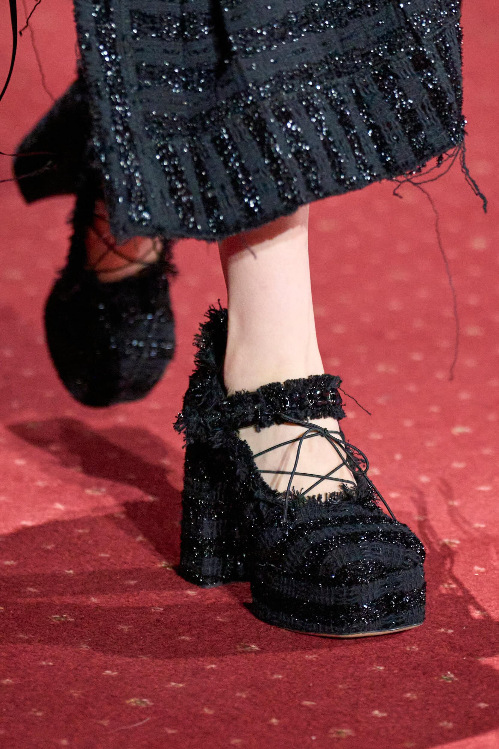 Simone Rocha Fall 2023 Fashion Show Details