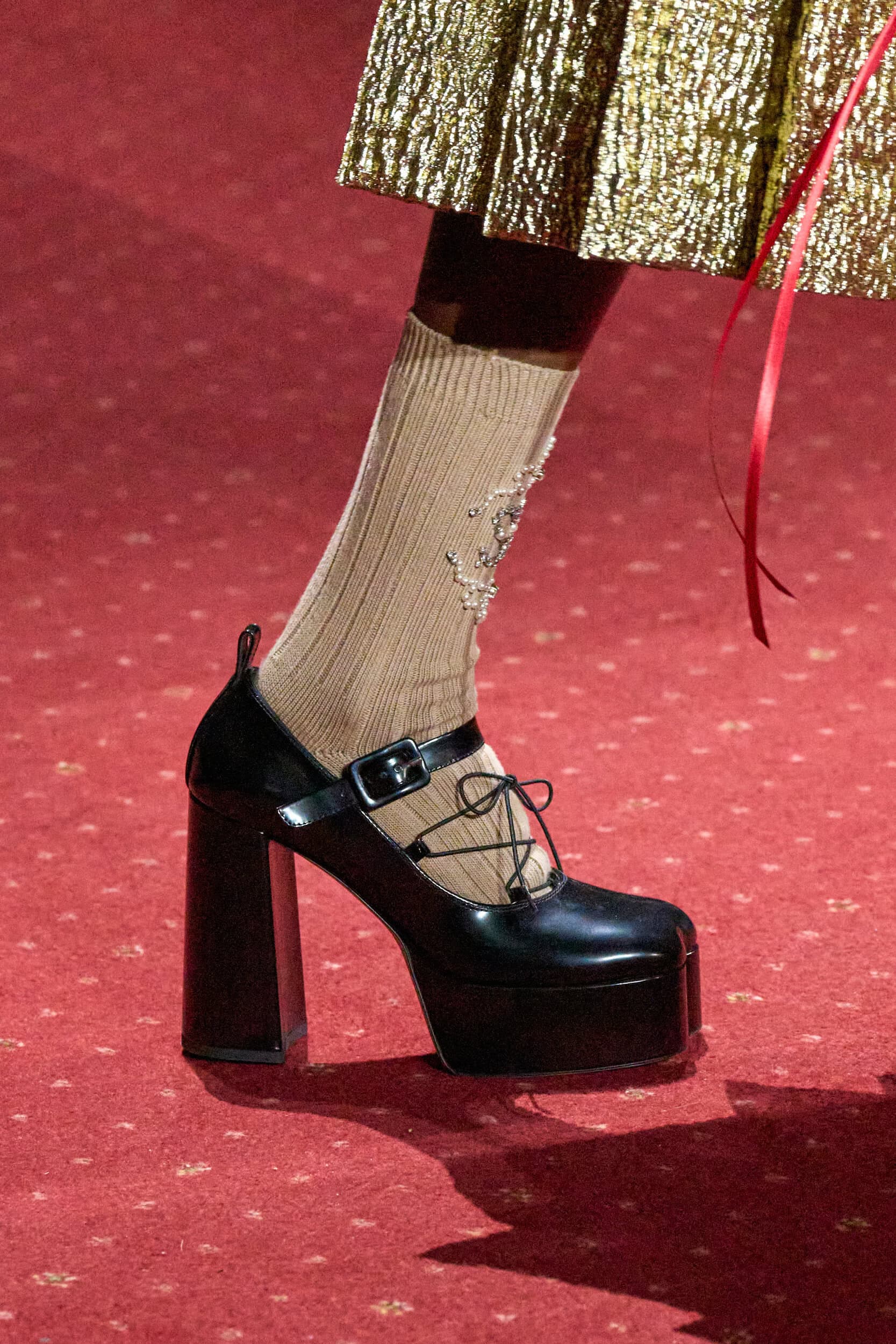 Simone Rocha Fall 2023 Fashion Show Details