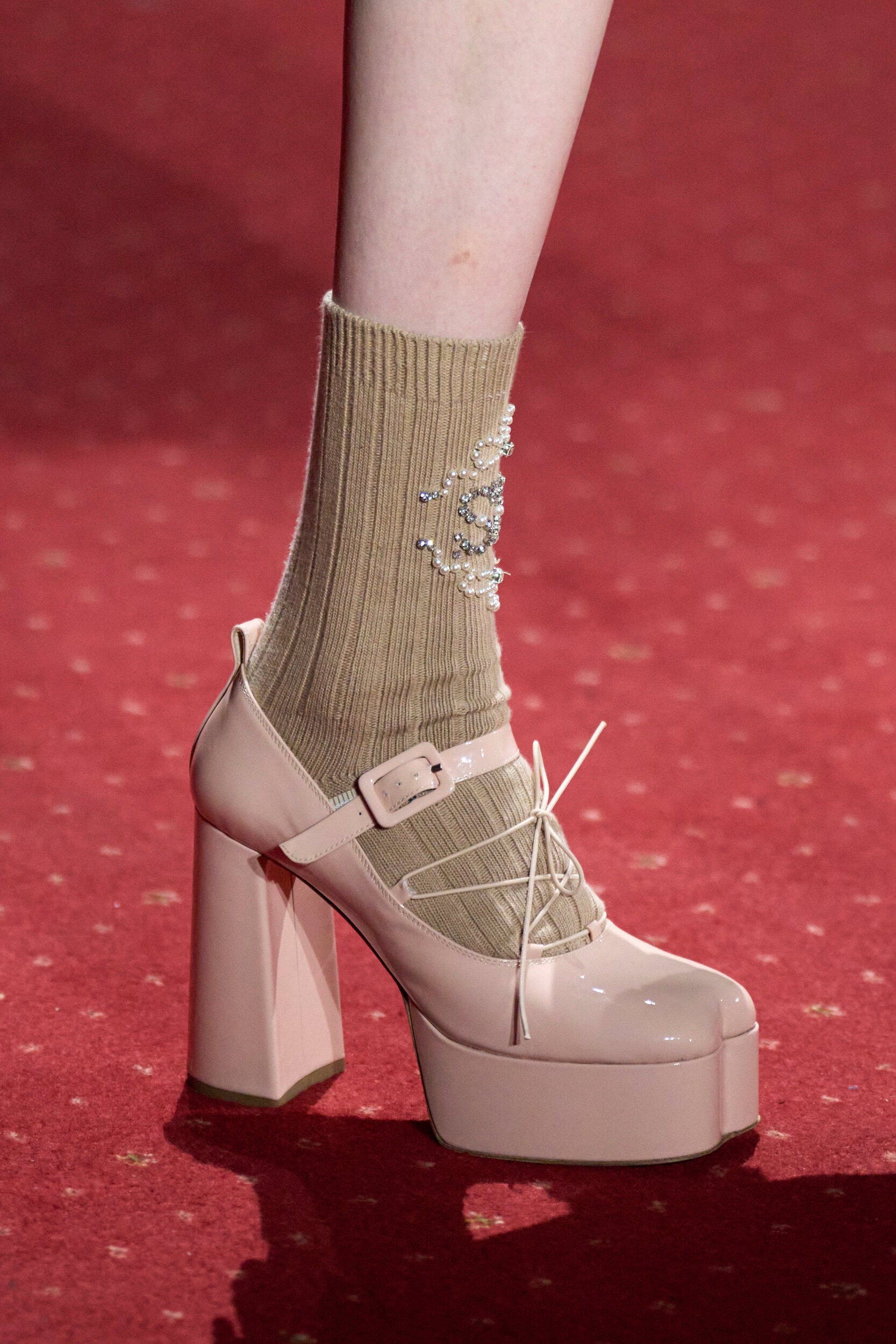 Simone Rocha Fall 2023 Fashion Show Details