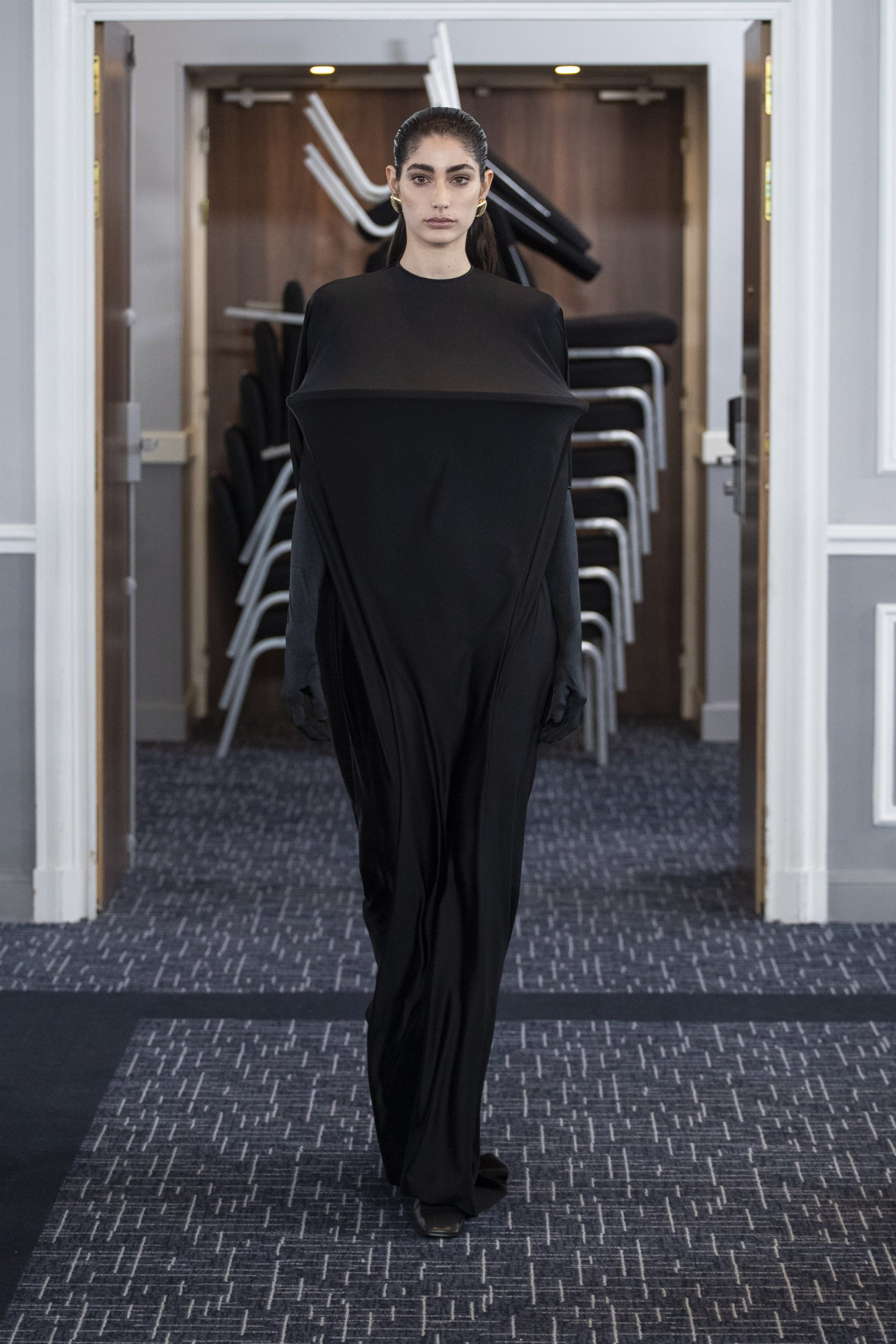 Marie Adam-Leenaerdt Fall 2023 Fashion Show | The Impression